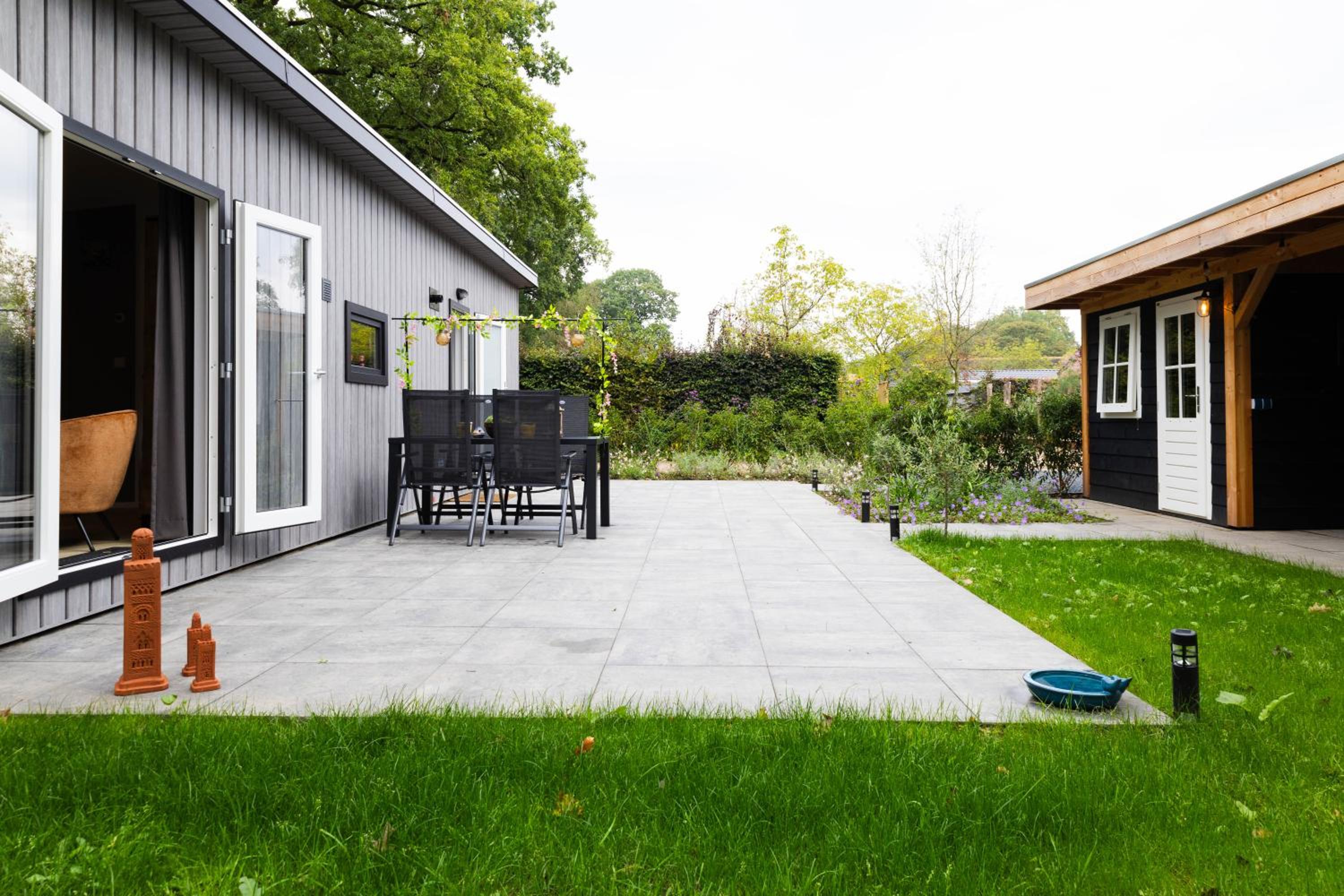Luxe vakantiechalet met royale tuin op de Veluwe view 2