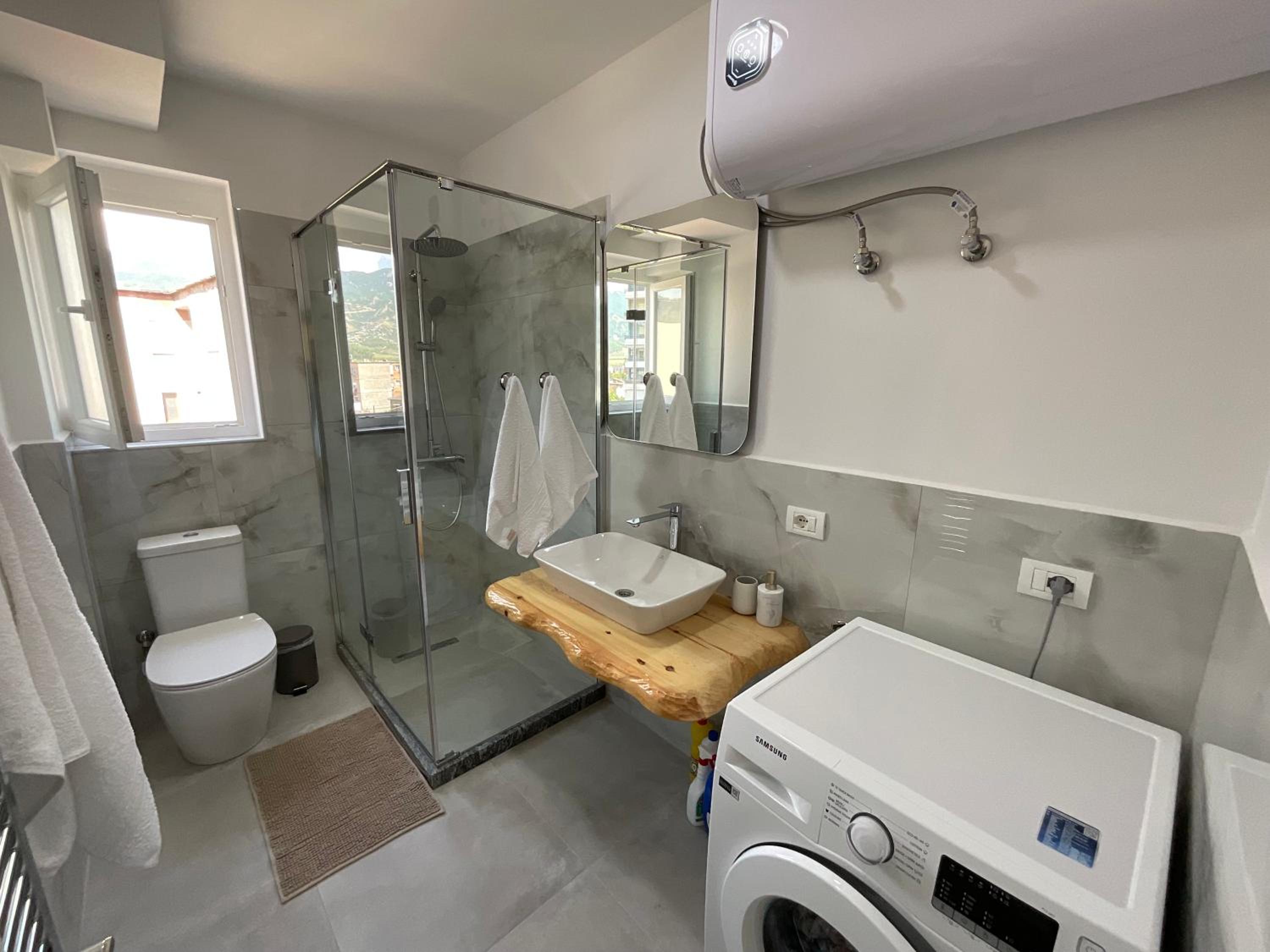 Spring apartment in Permet
