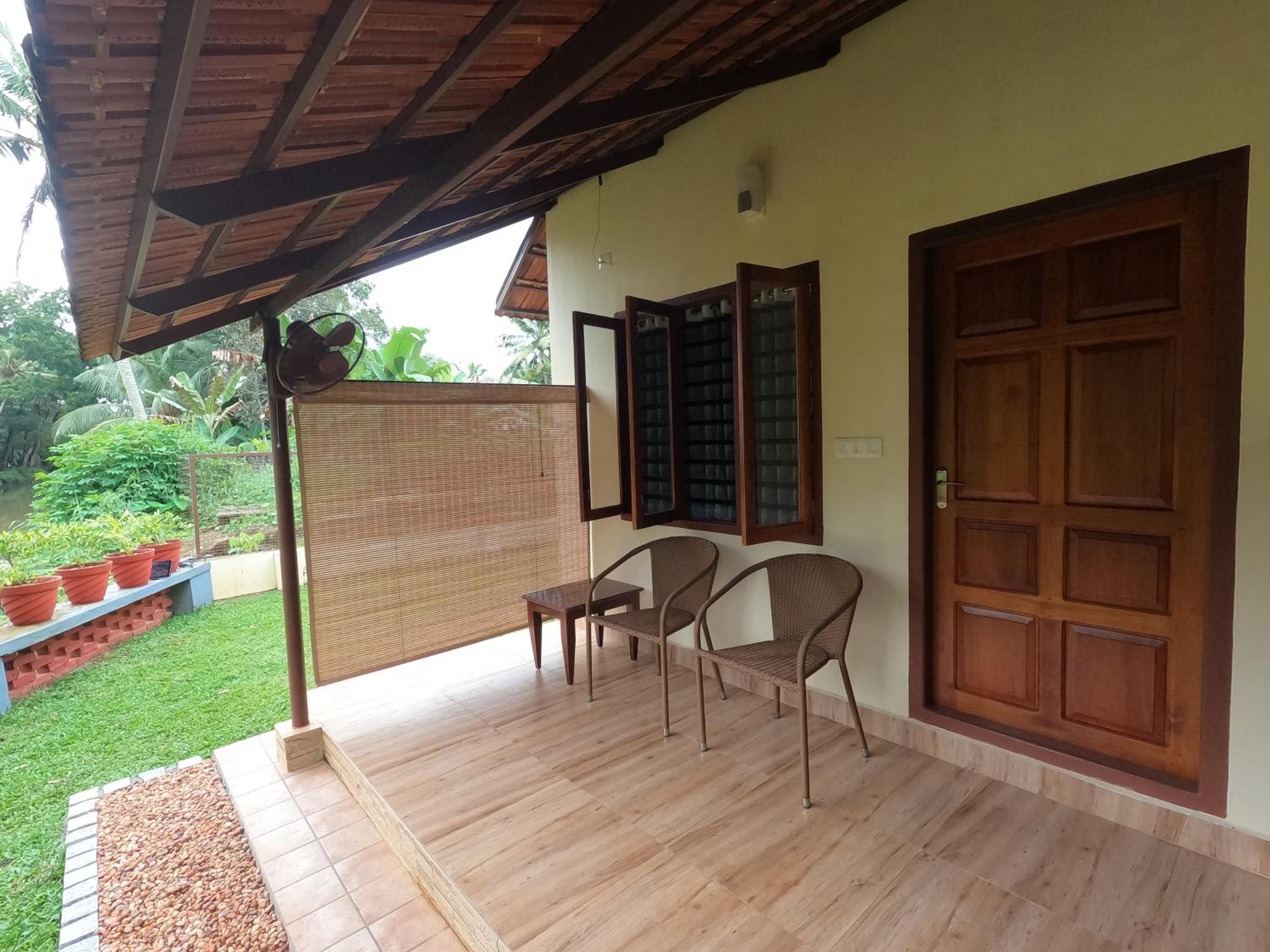 Neelambari - Exclusive Riverside Stay Only One Guest Group at a Time