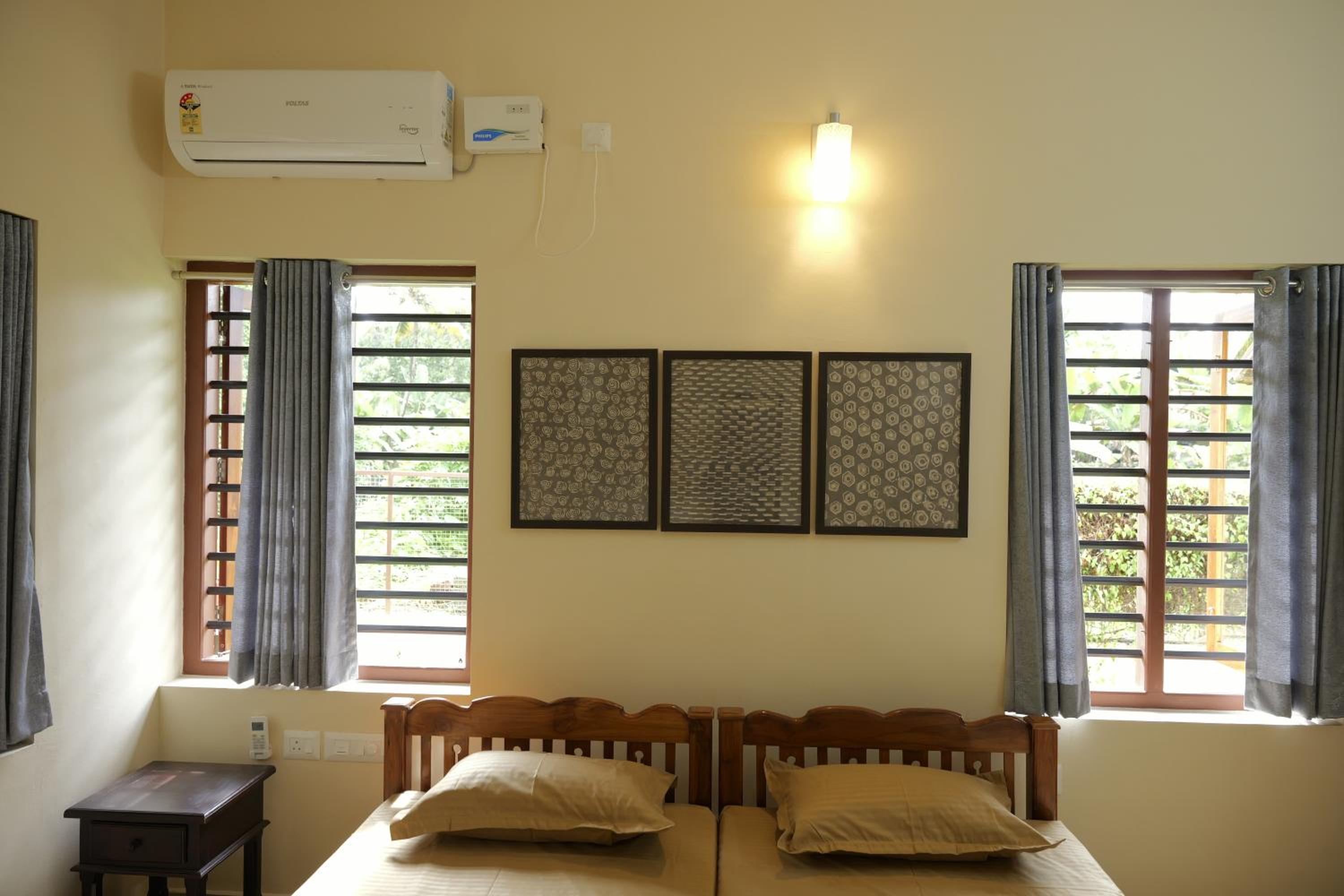 Neelambari - Exclusive Riverside Stay Only One Guest Group at a Time