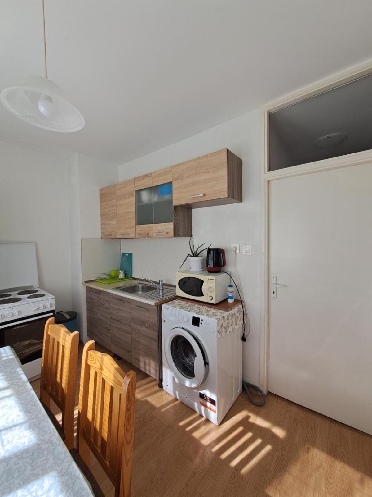 LevskiG Studio 10 min from Sofia Airport and city centre