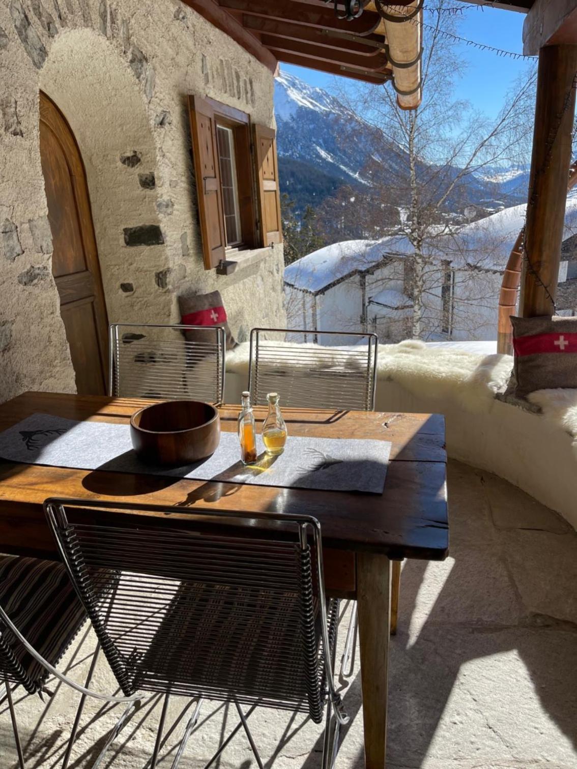 Ski In&Out, Lenzerheide freistehendes Top CHALET, urchig, gross