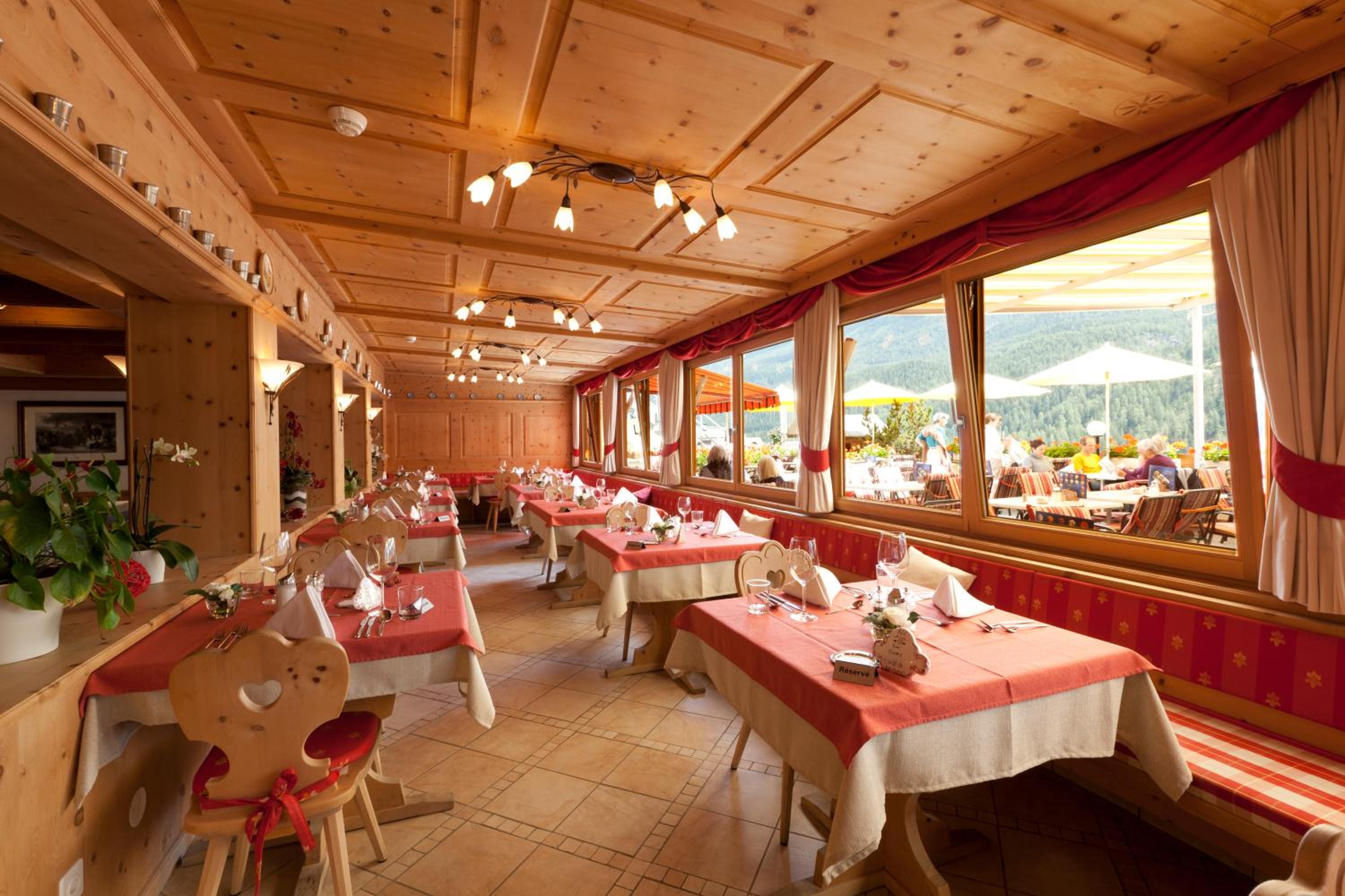 Hotel Astras