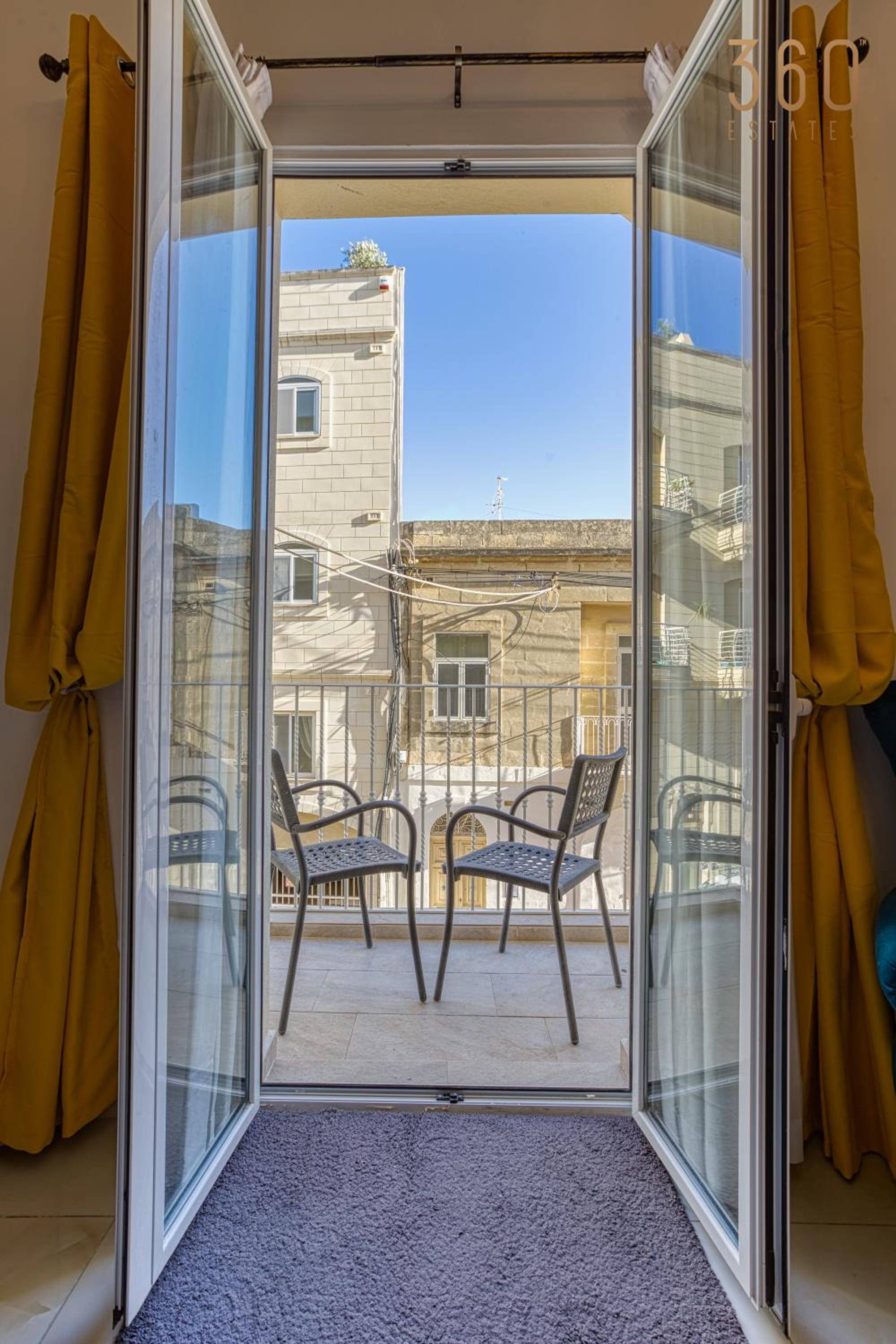 Stunning 2BR Penthouse with terrace in Mosta by 360 Estates view 2