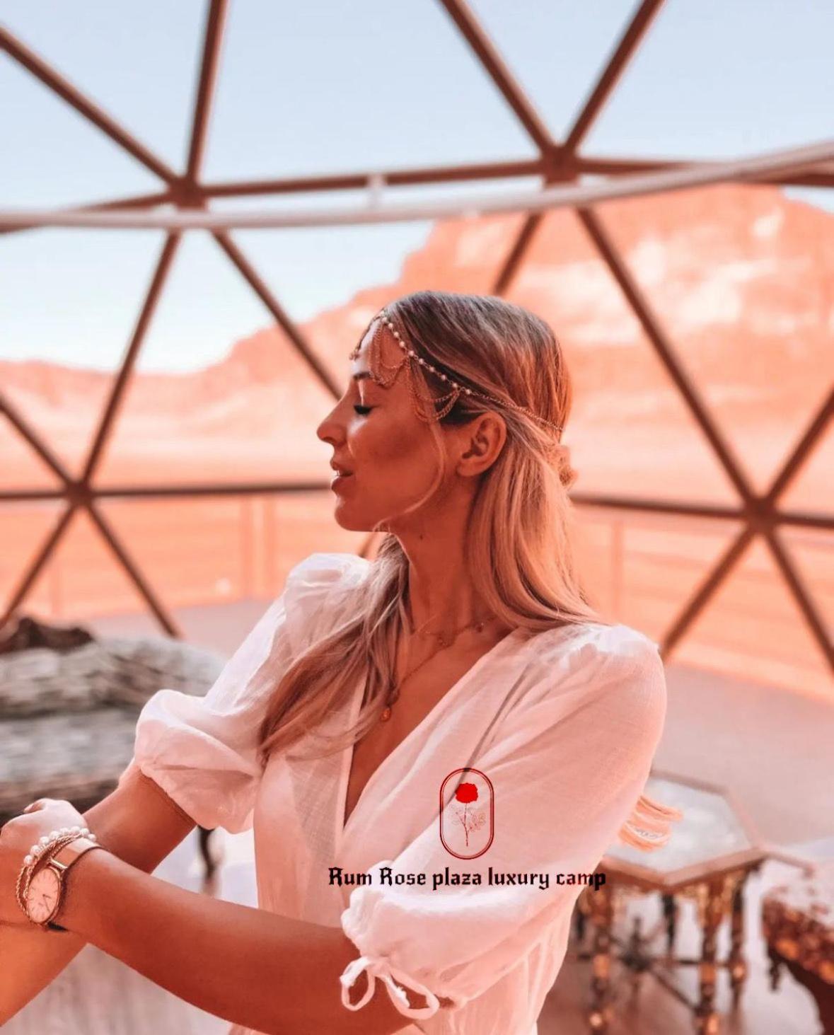 RUM MARS VALLEY BUBBLE lUXURY CAMP