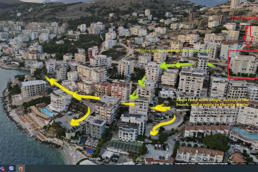 Seaview apartment! Public Parking near the app!
