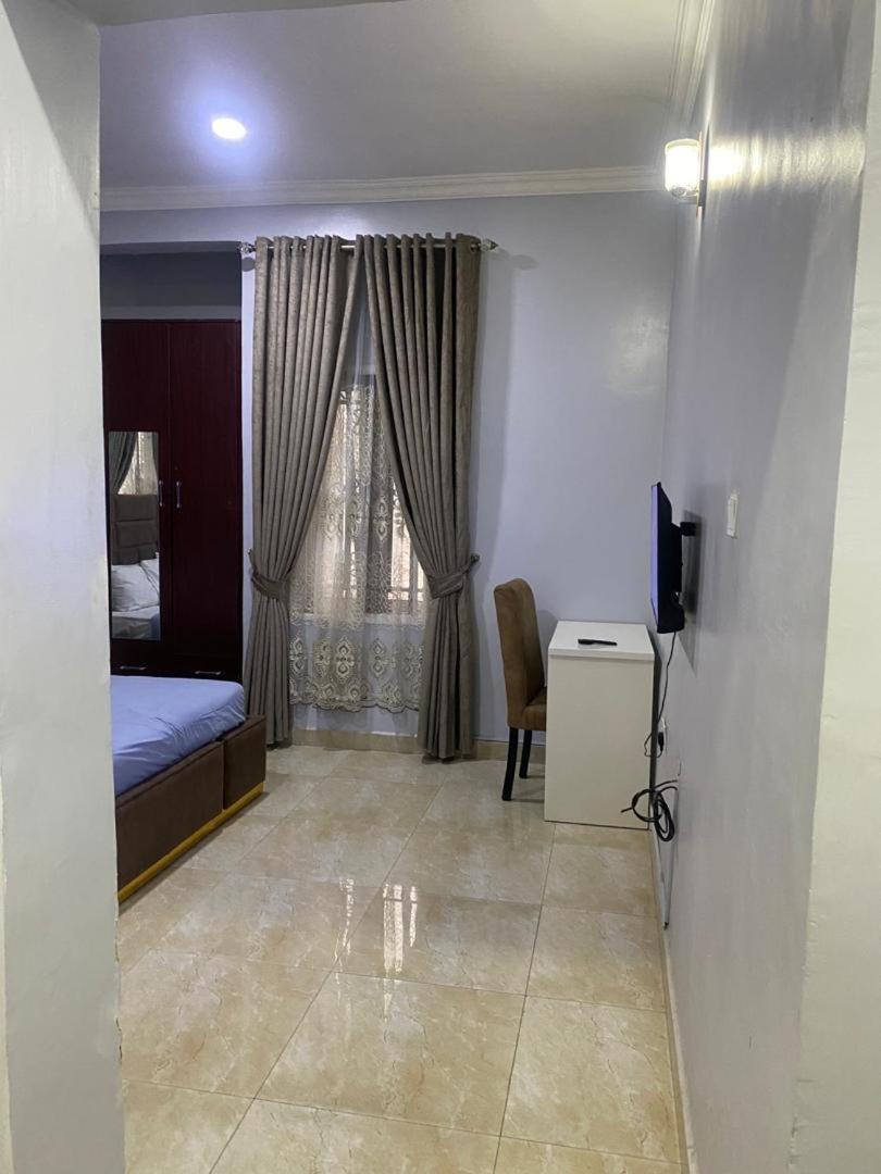 2 Bedroom, 1 Bedroom Wuse 2 extension JAHI view 5