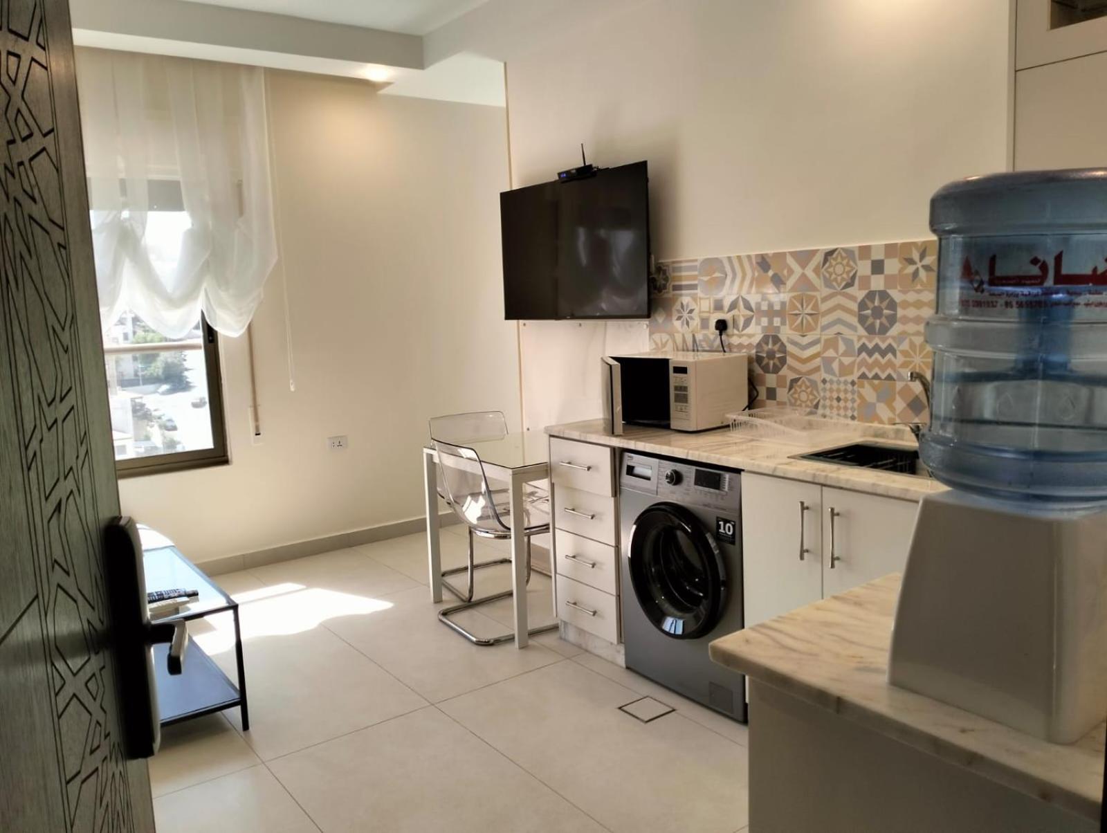 Janty Apartments