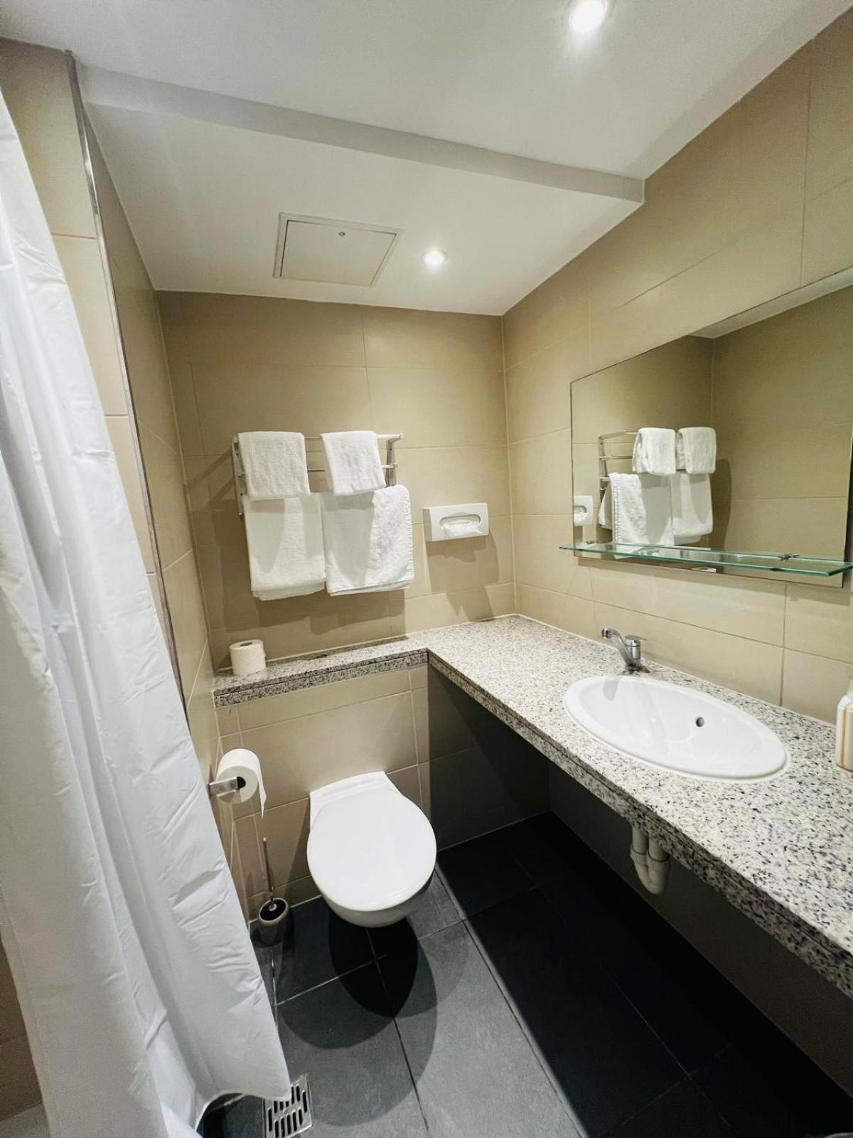 Offenbach Vacations - Hotel B99 - Property Image 4