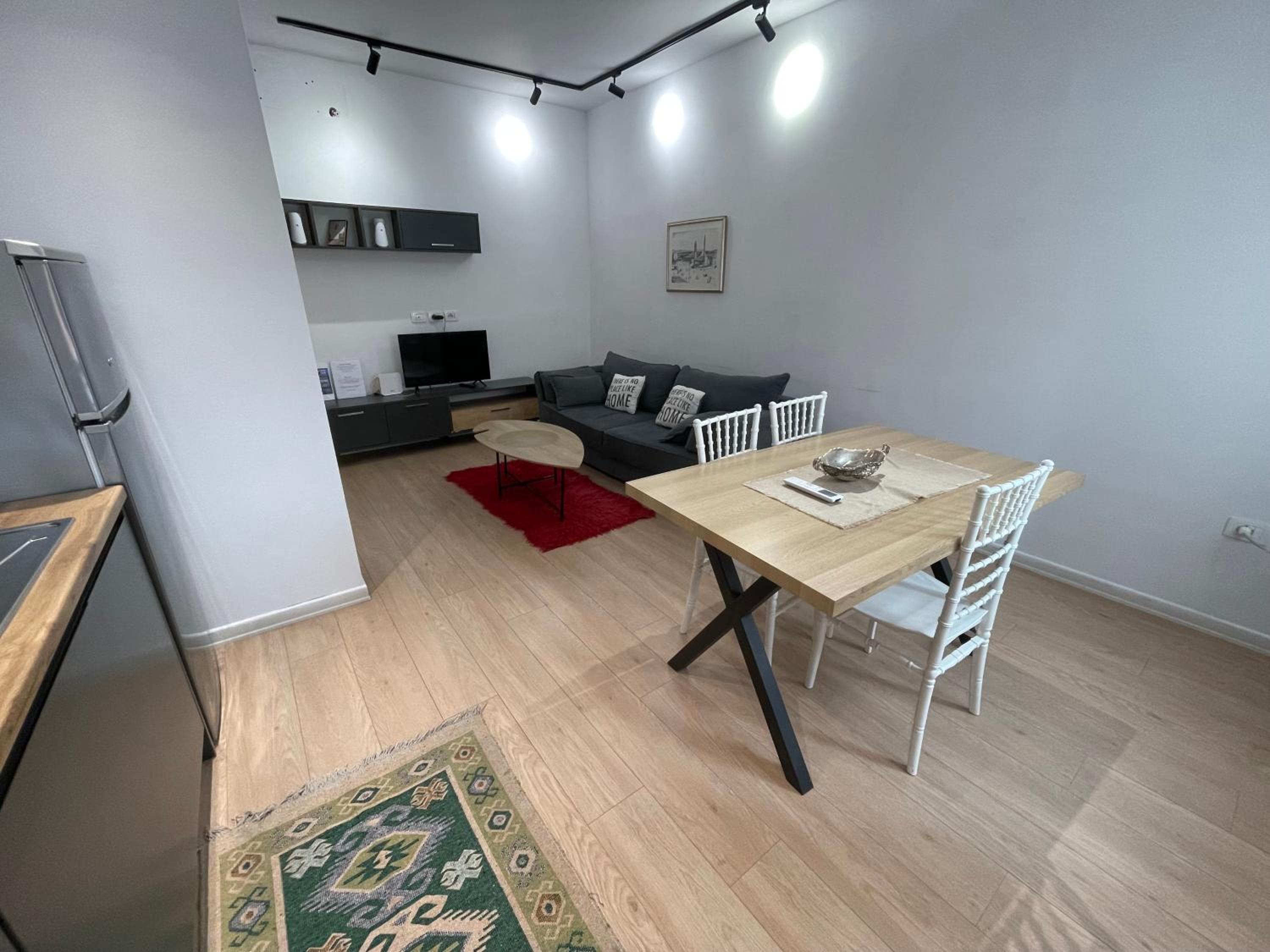 Museum Center One Bedroom App - ENJOY TRAVEL
