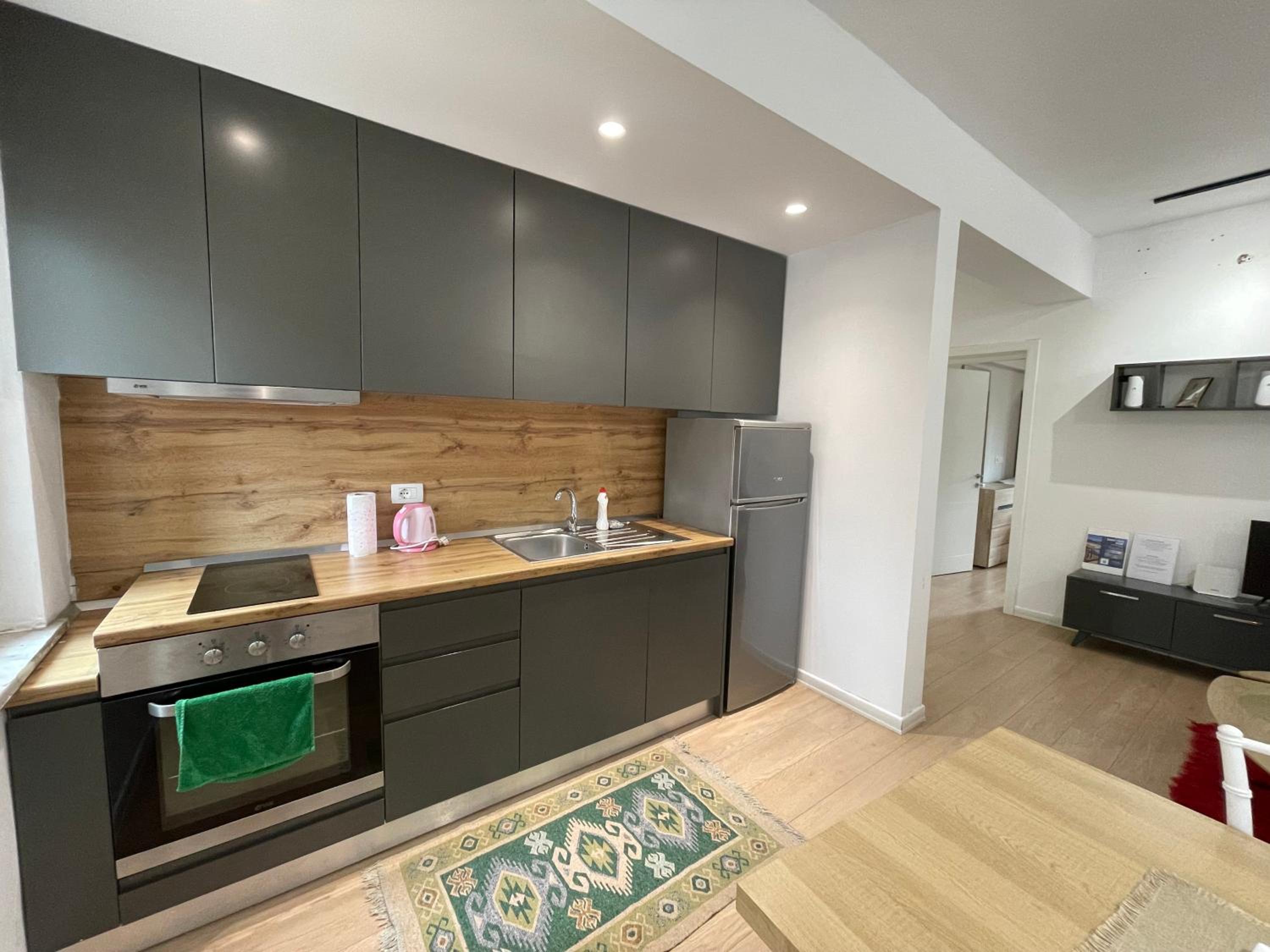 Museum Center One Bedroom App - ENJOY TRAVEL