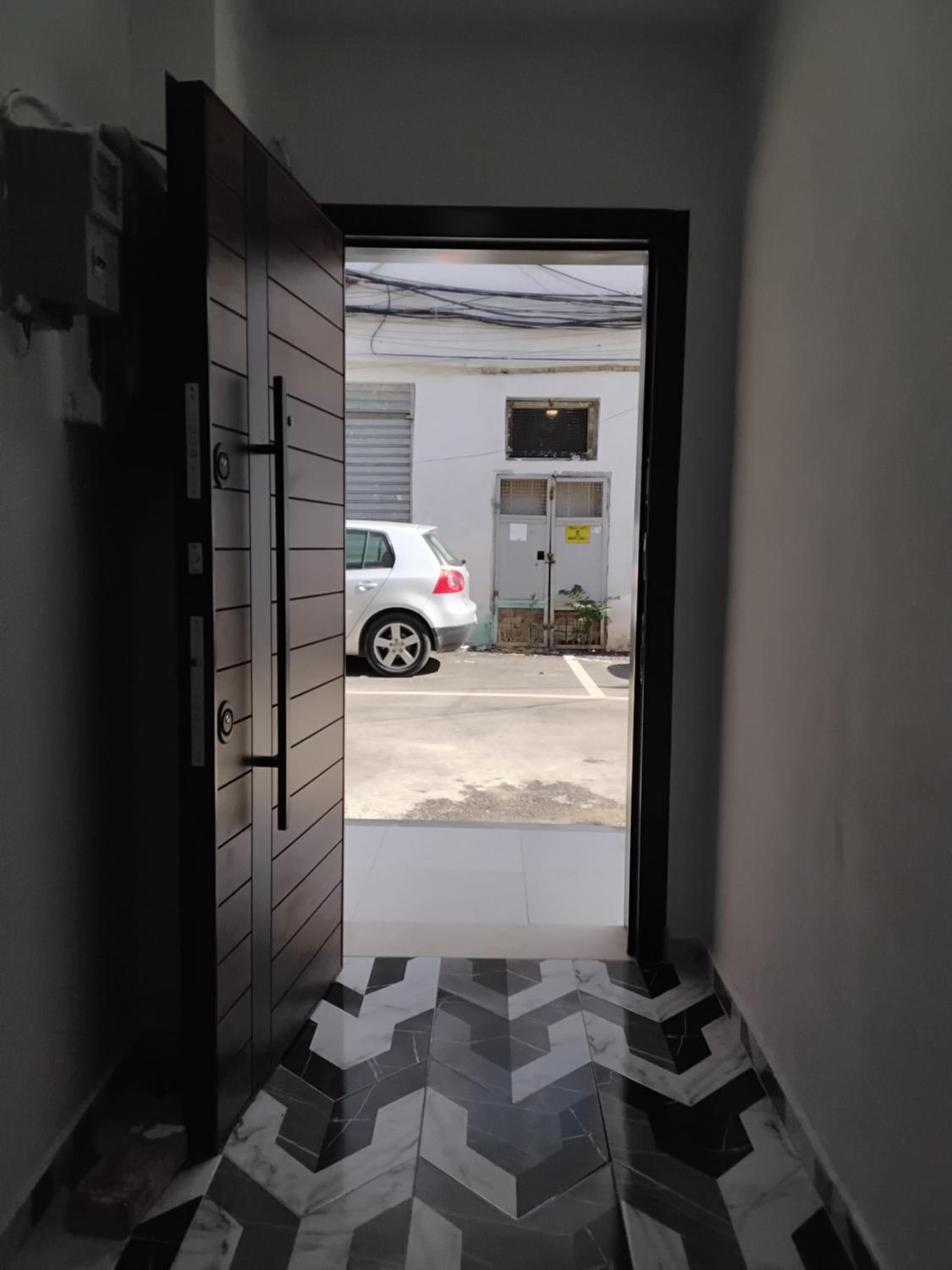 Cozy centrally located room for two 1, 10 min walk from city center