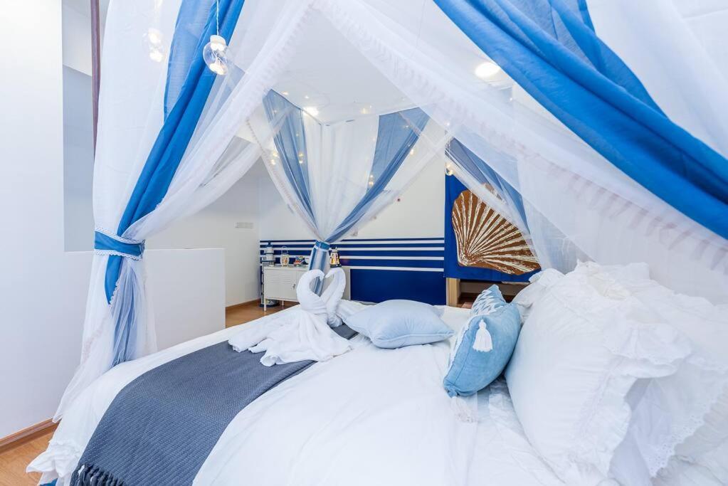 EkoCheras max5pax Romance Retreats #freeparking #netflix #wifi