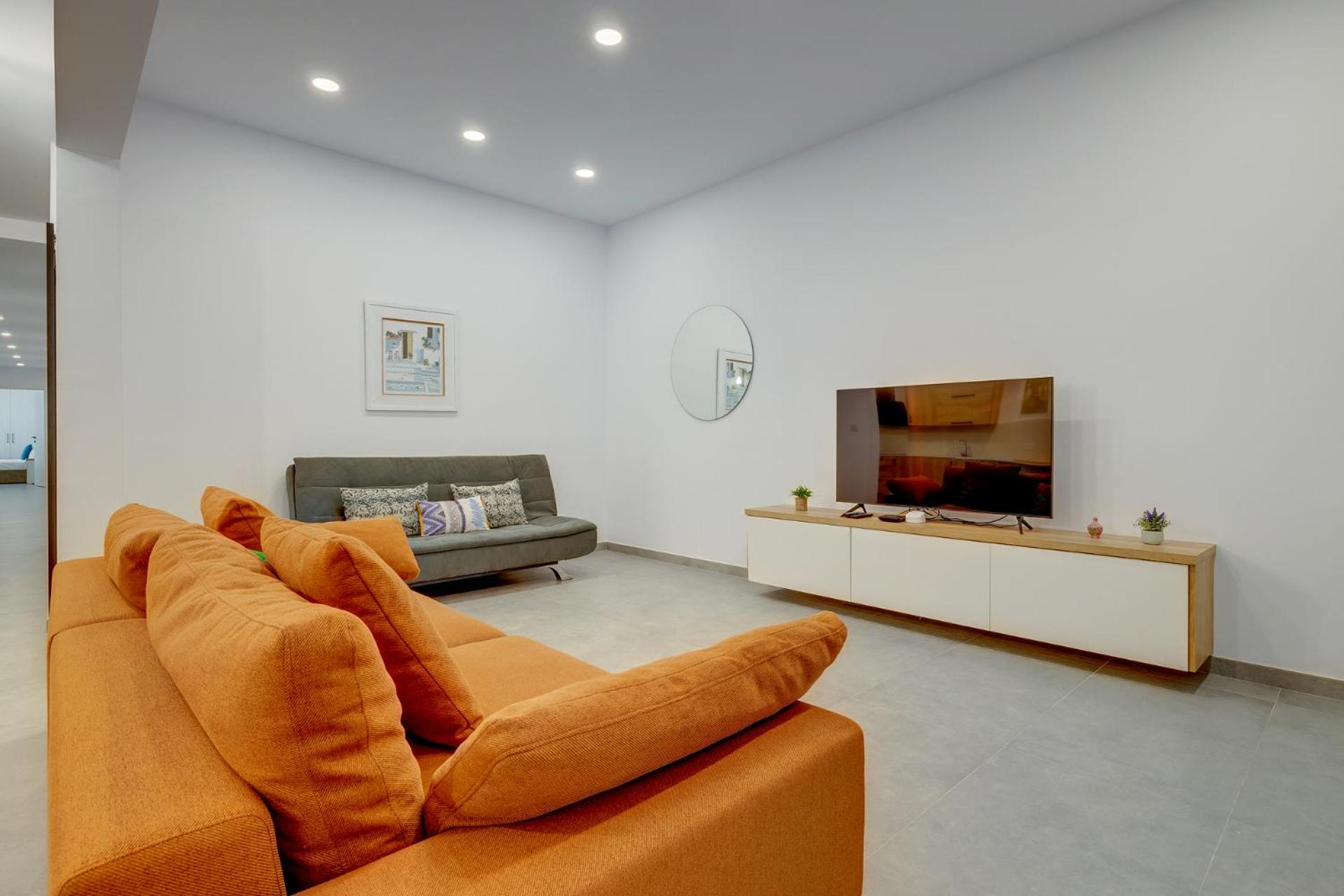 Cool Waters Holiday Apartments by Buena Vista