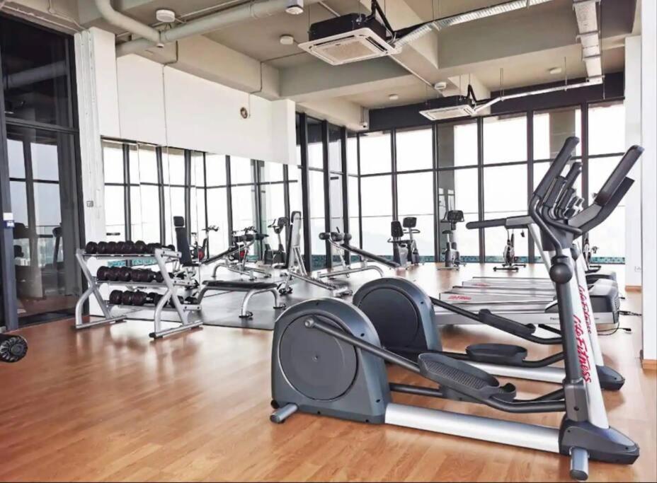 EkoCheras max5pax Romance Retreats #freeparking #netflix #wifi