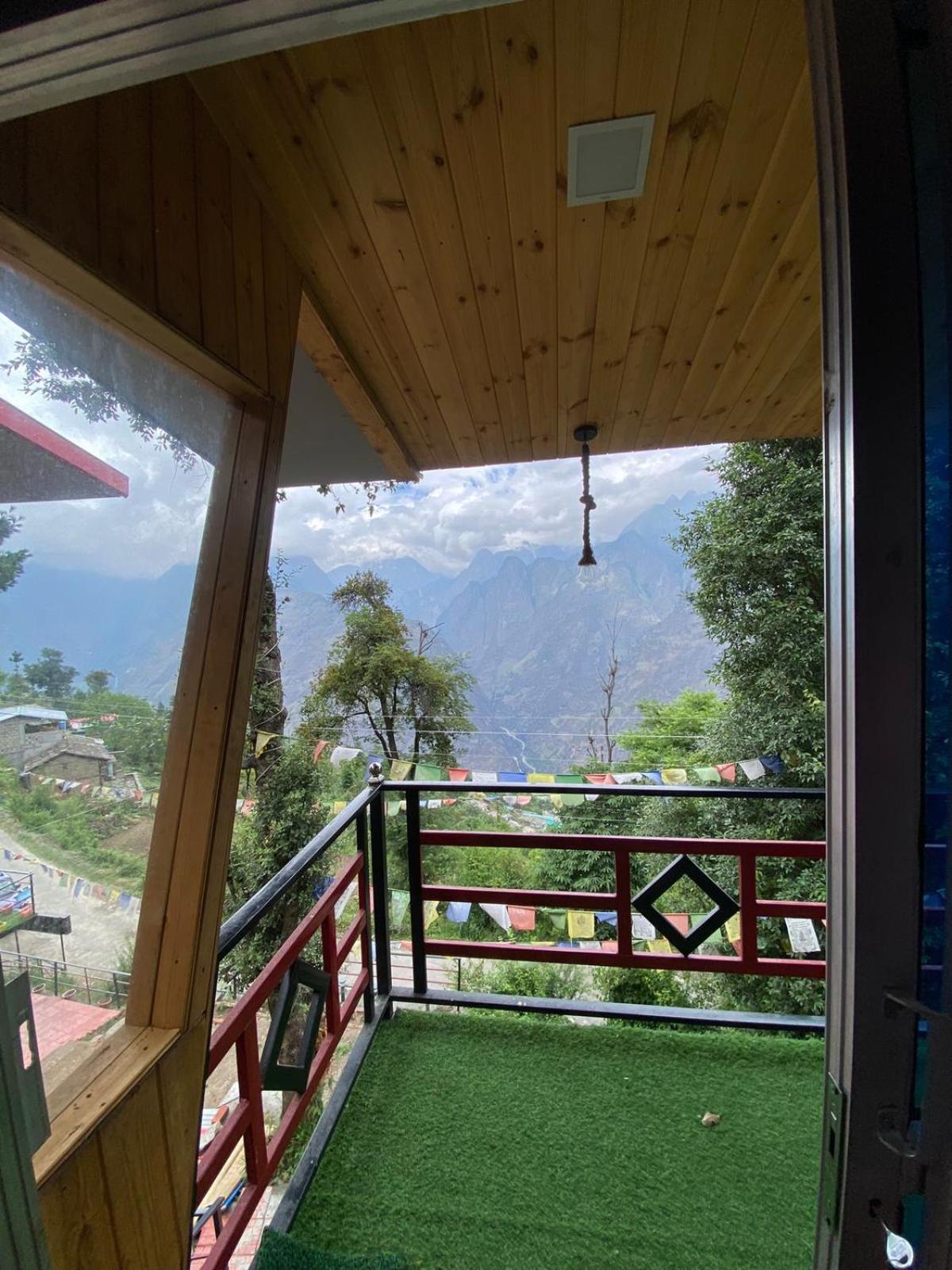 The Garden Mountain Stay view 3