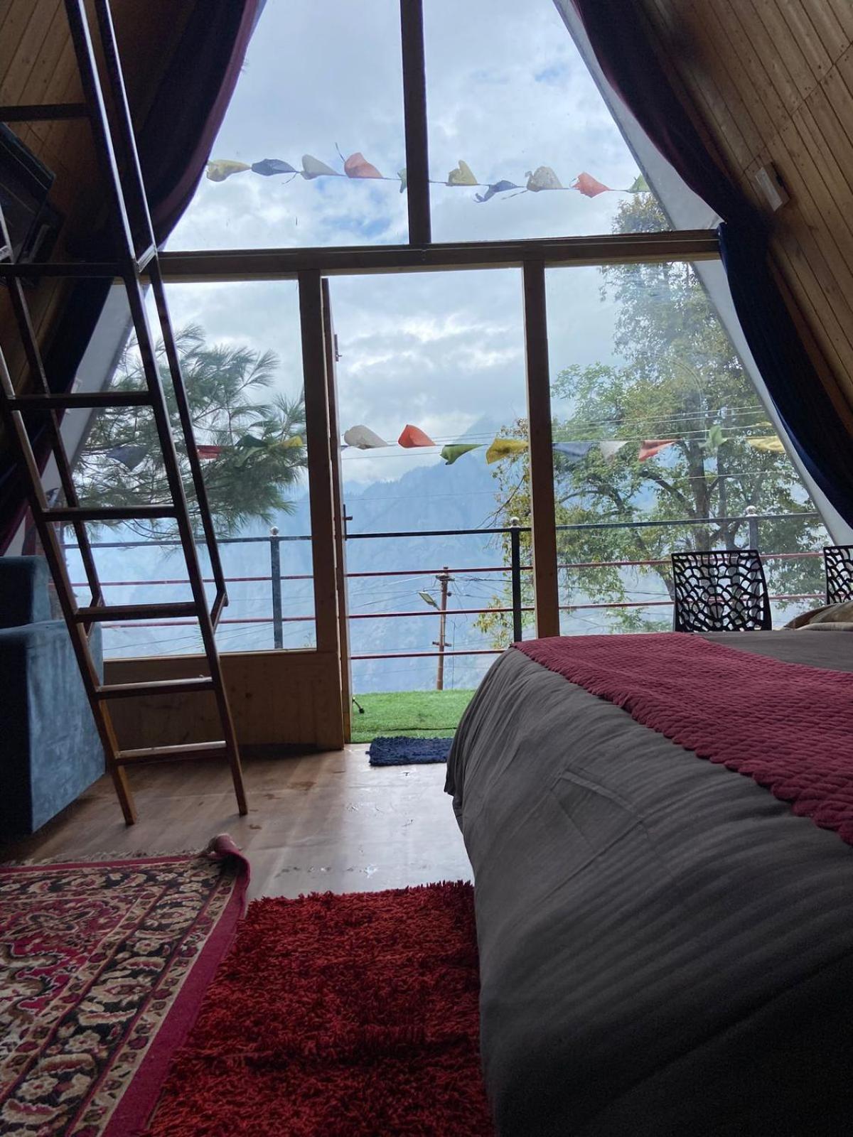 The Garden Mountain Stay view 5