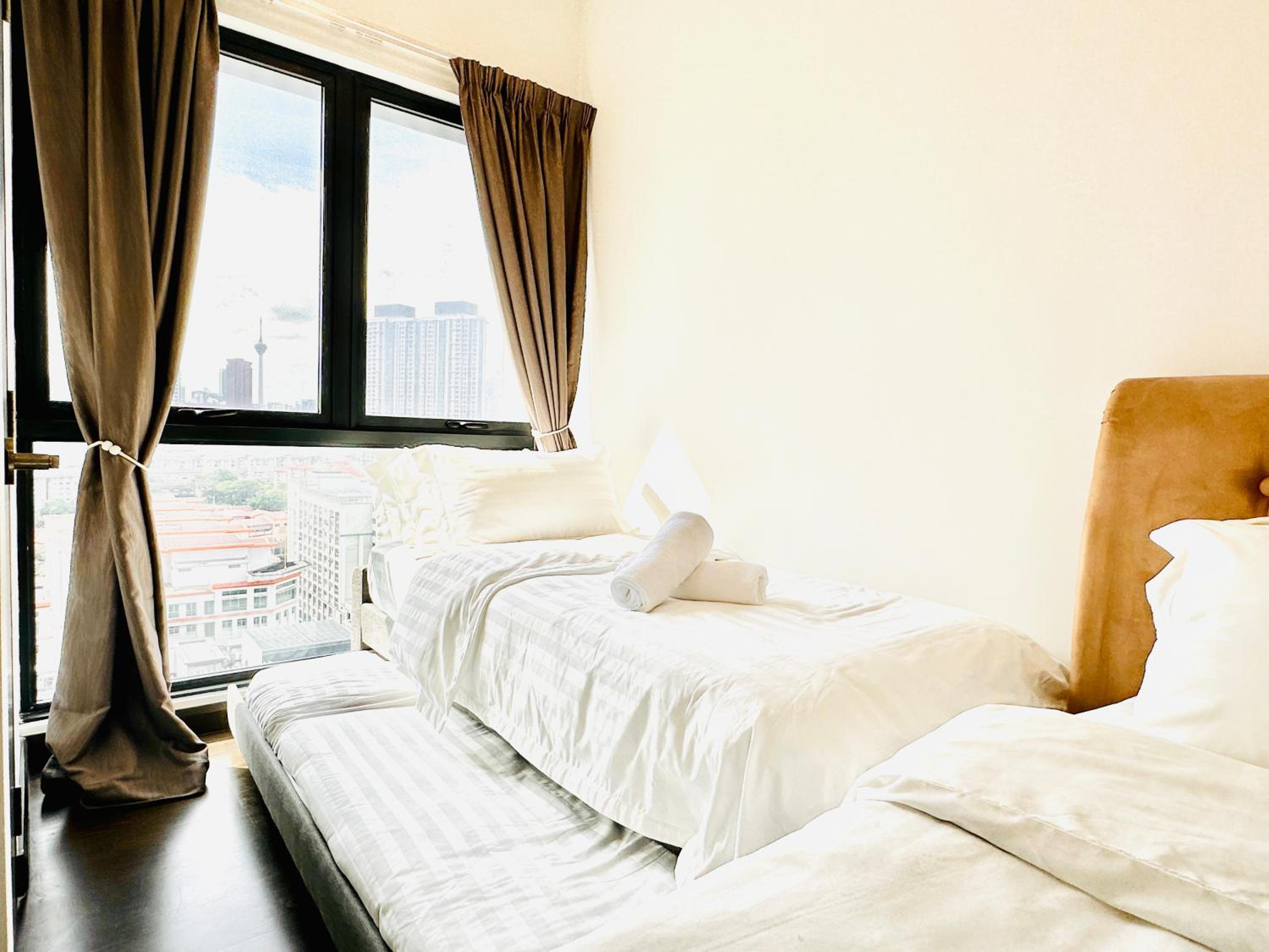 V Residence Suites-3A
