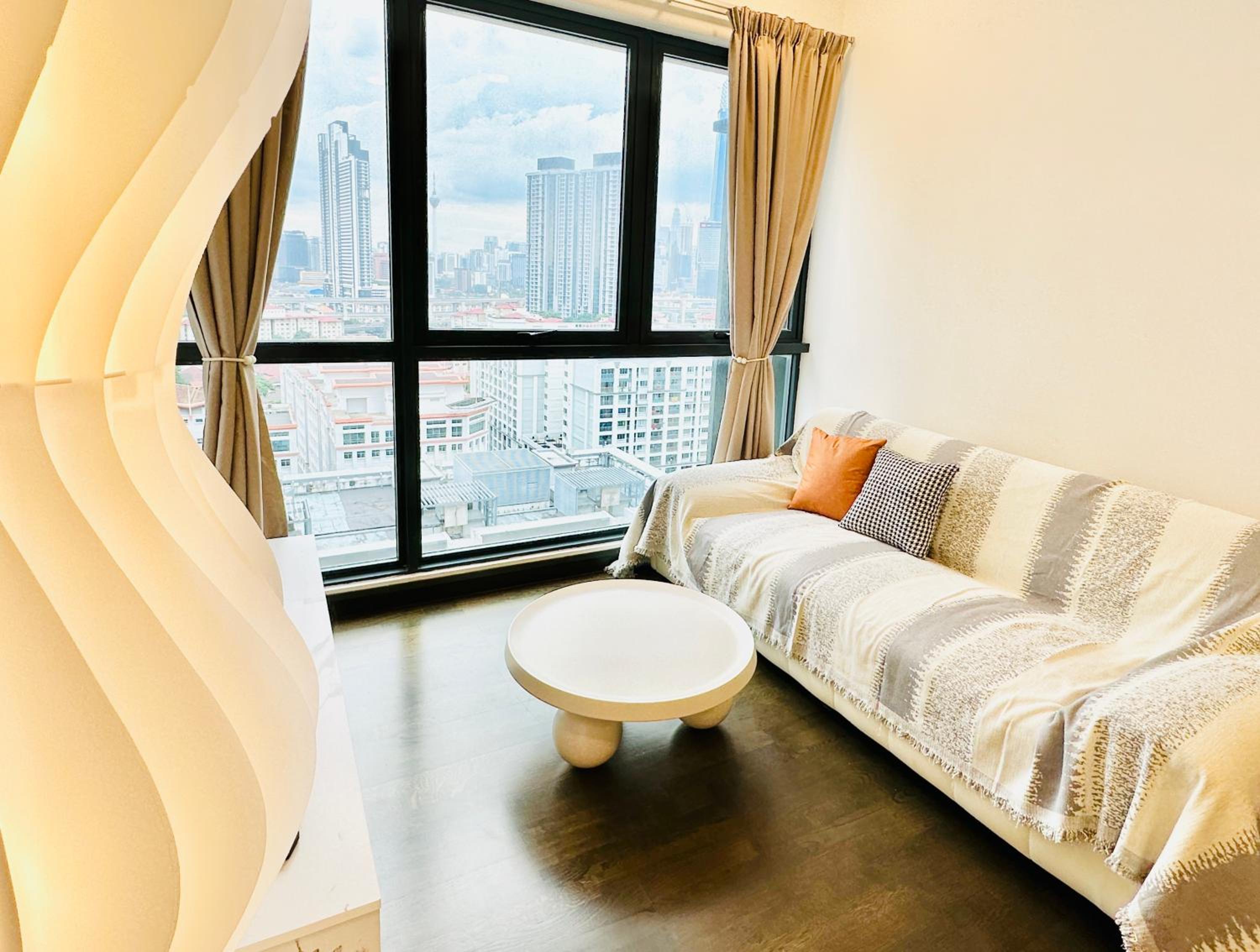 V Residence Suites-3A
