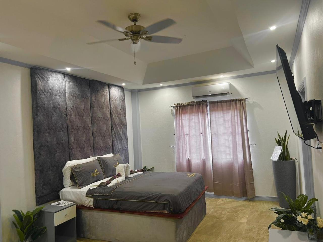 Quaint Studio Apartment in Soufriere from Claviers view 2