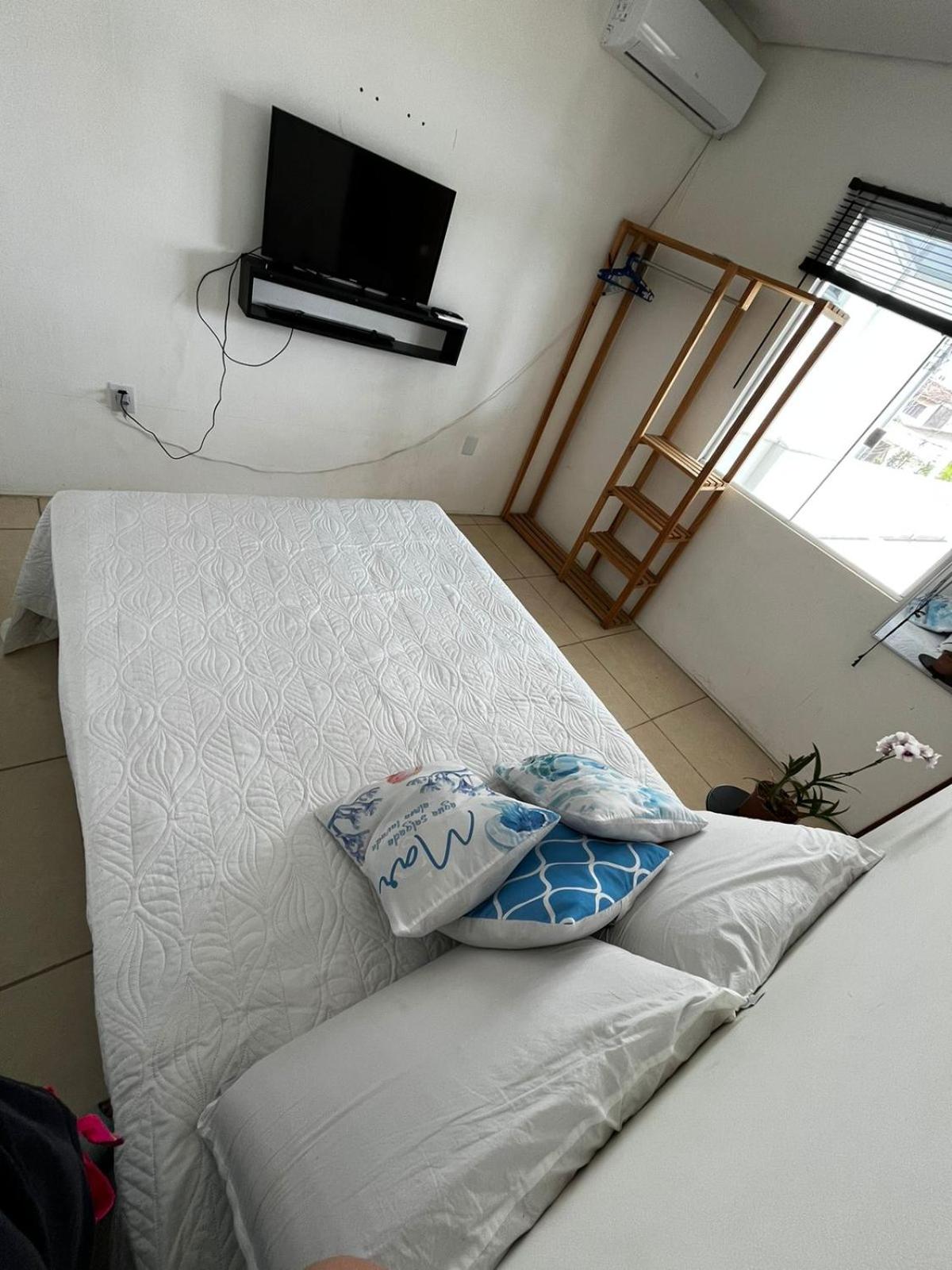 kitnet mobiliado Praia Central Navegantes