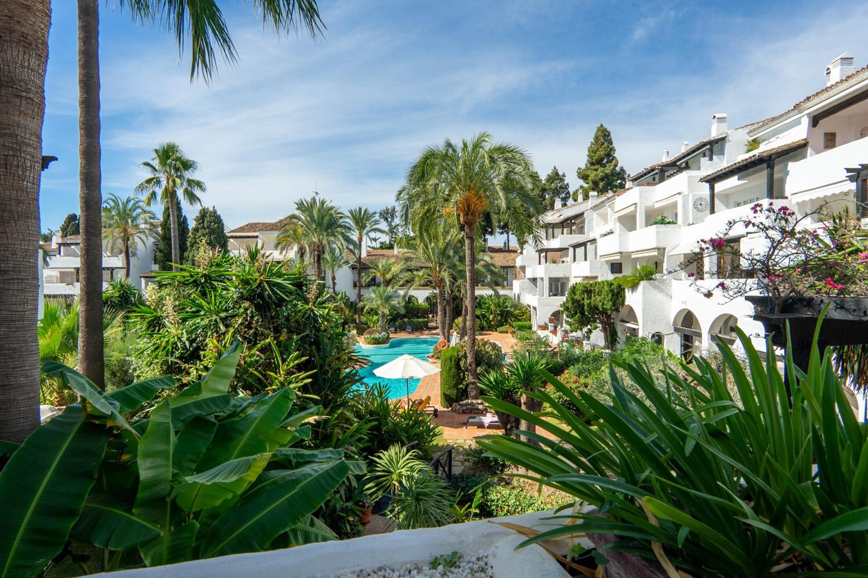 Luxury apartment in Puento Romano