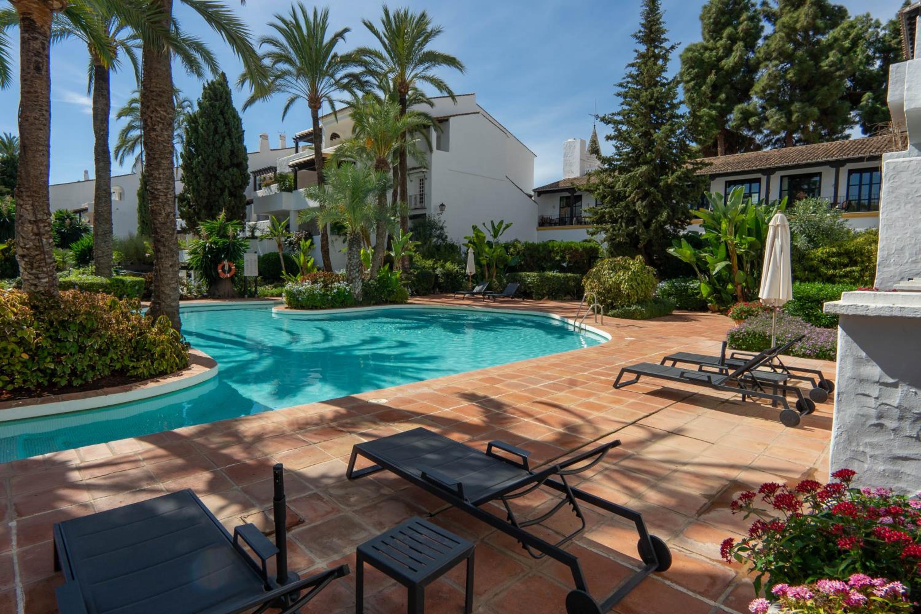 Luxury apartment in Puento Romano