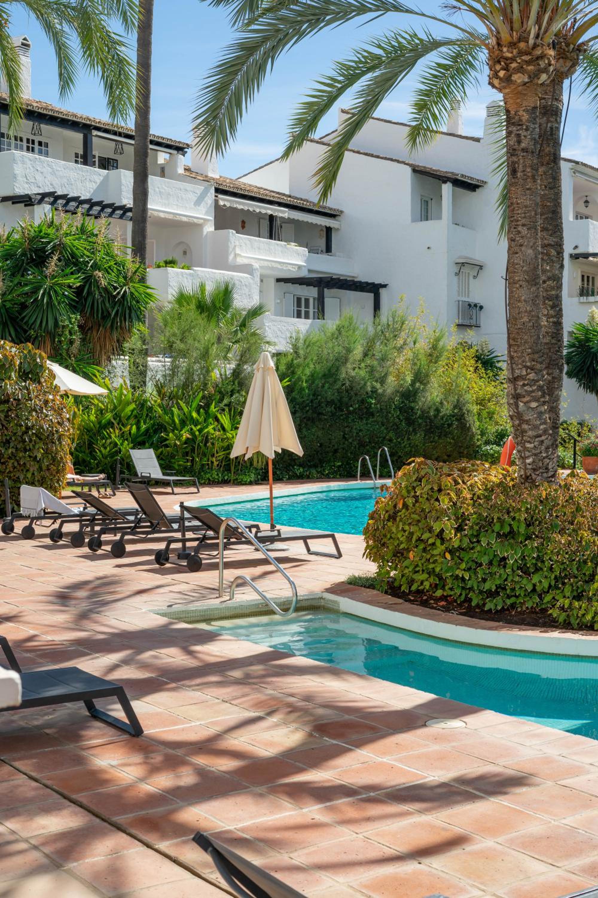 Luxury apartment in Puento Romano