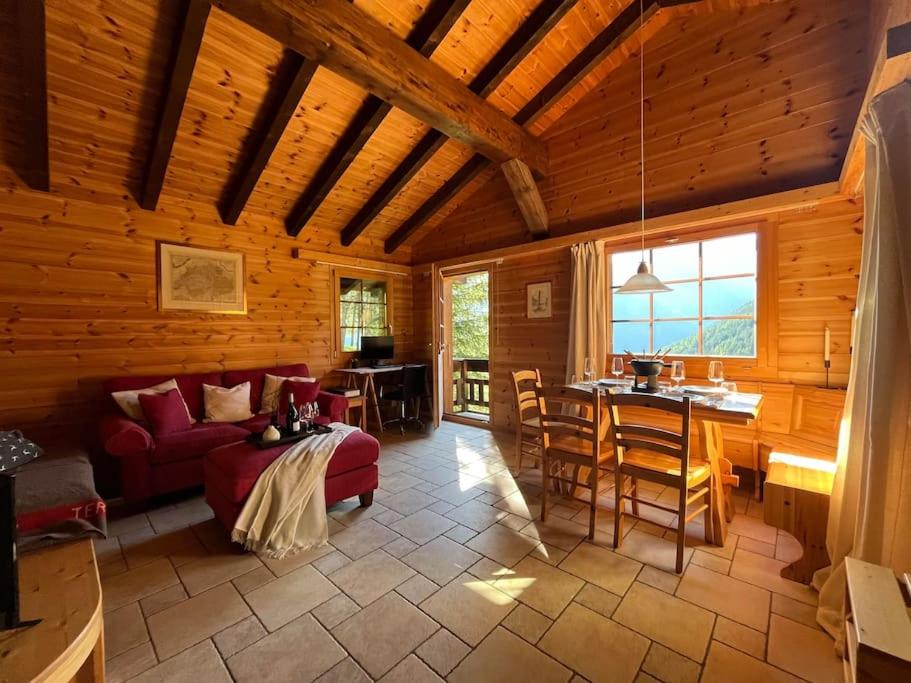 Cosy Ski Chalet in Grimentz
