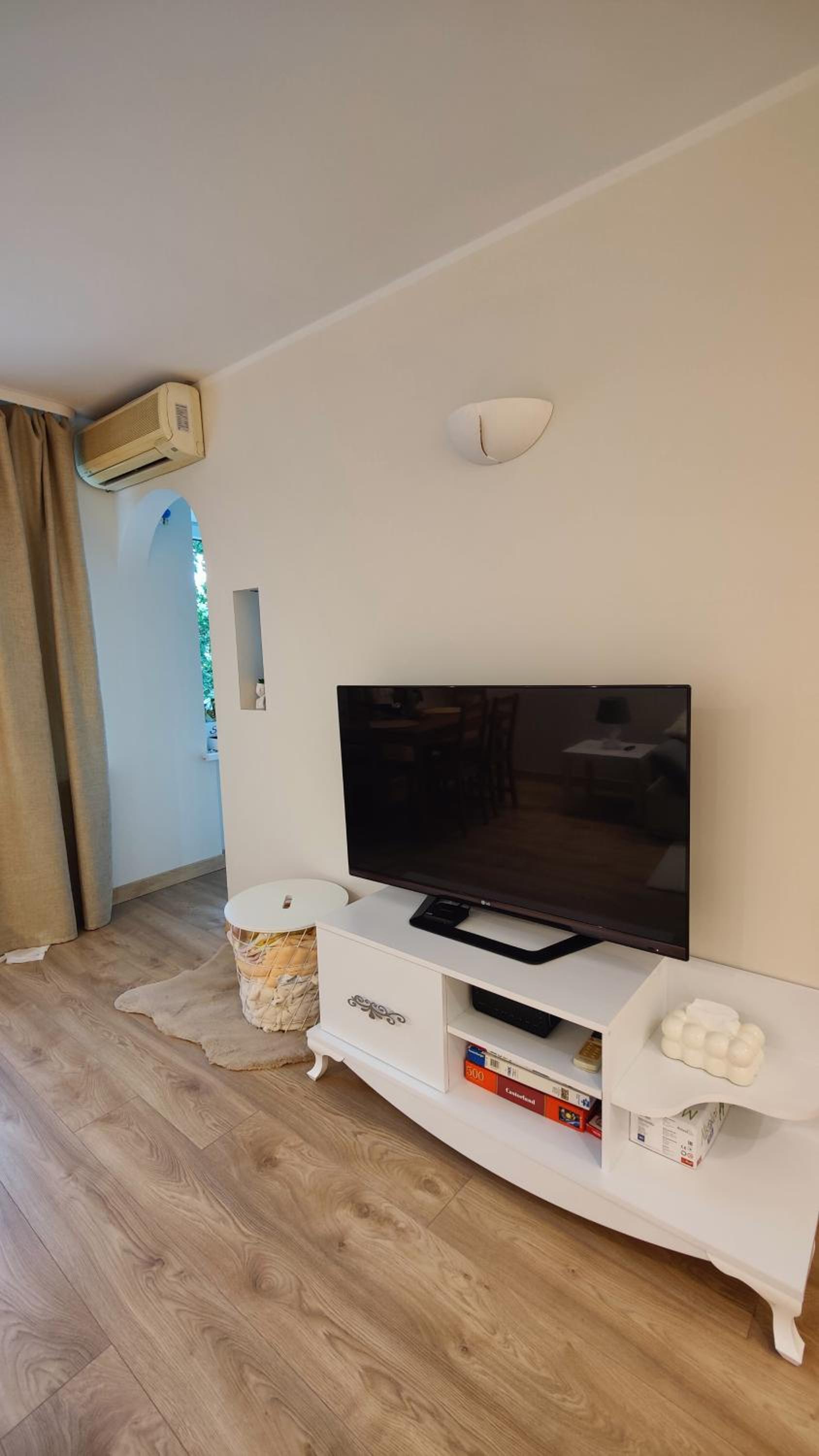 JOJO Jurmala Comfort Plus & Free parking & Self check in view 3