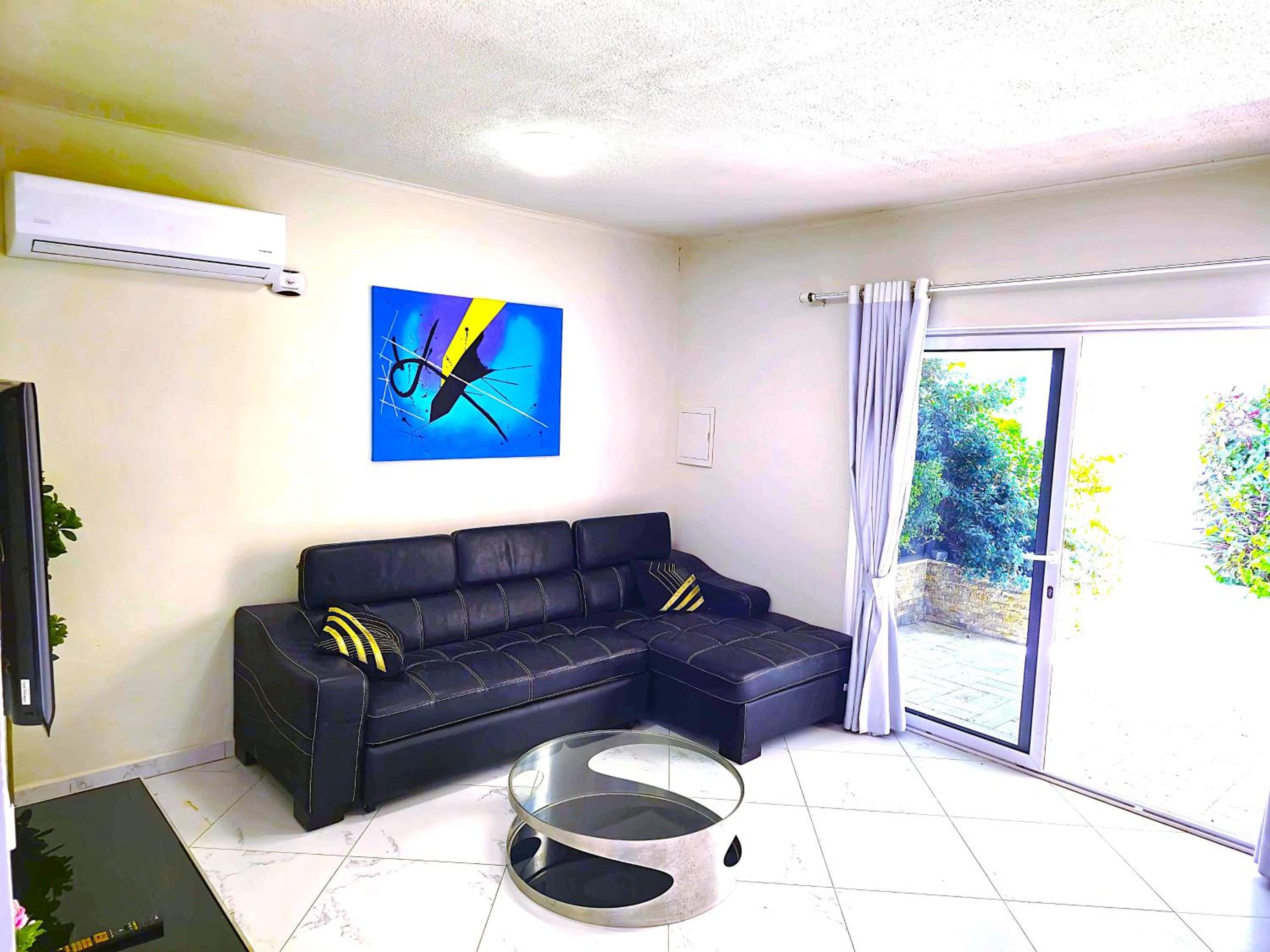Perfect 1-bedroom-apartment 2 km from Eagle beach
