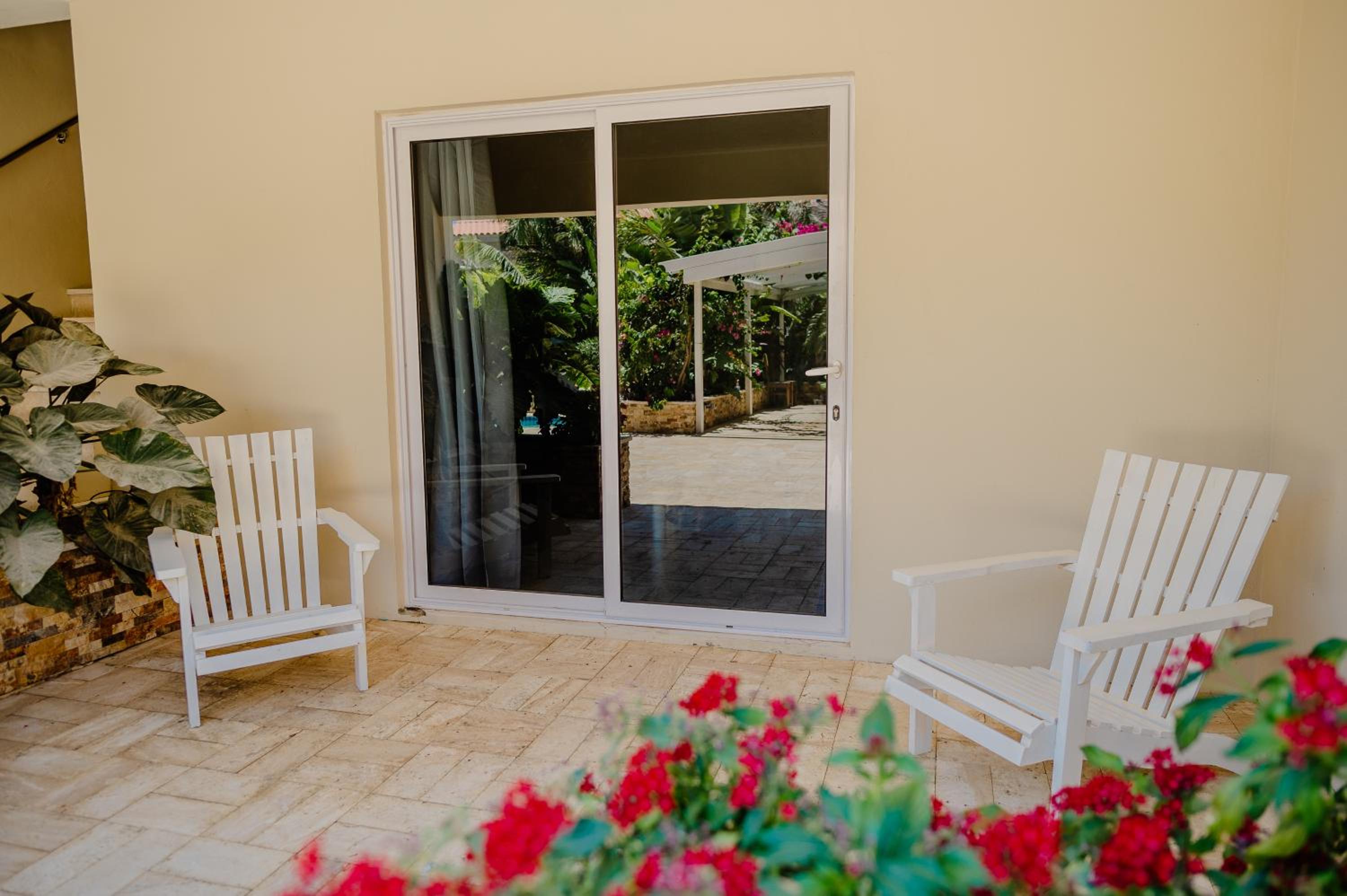 Perfect 1-bedroom-apartment 2 km from Eagle beach