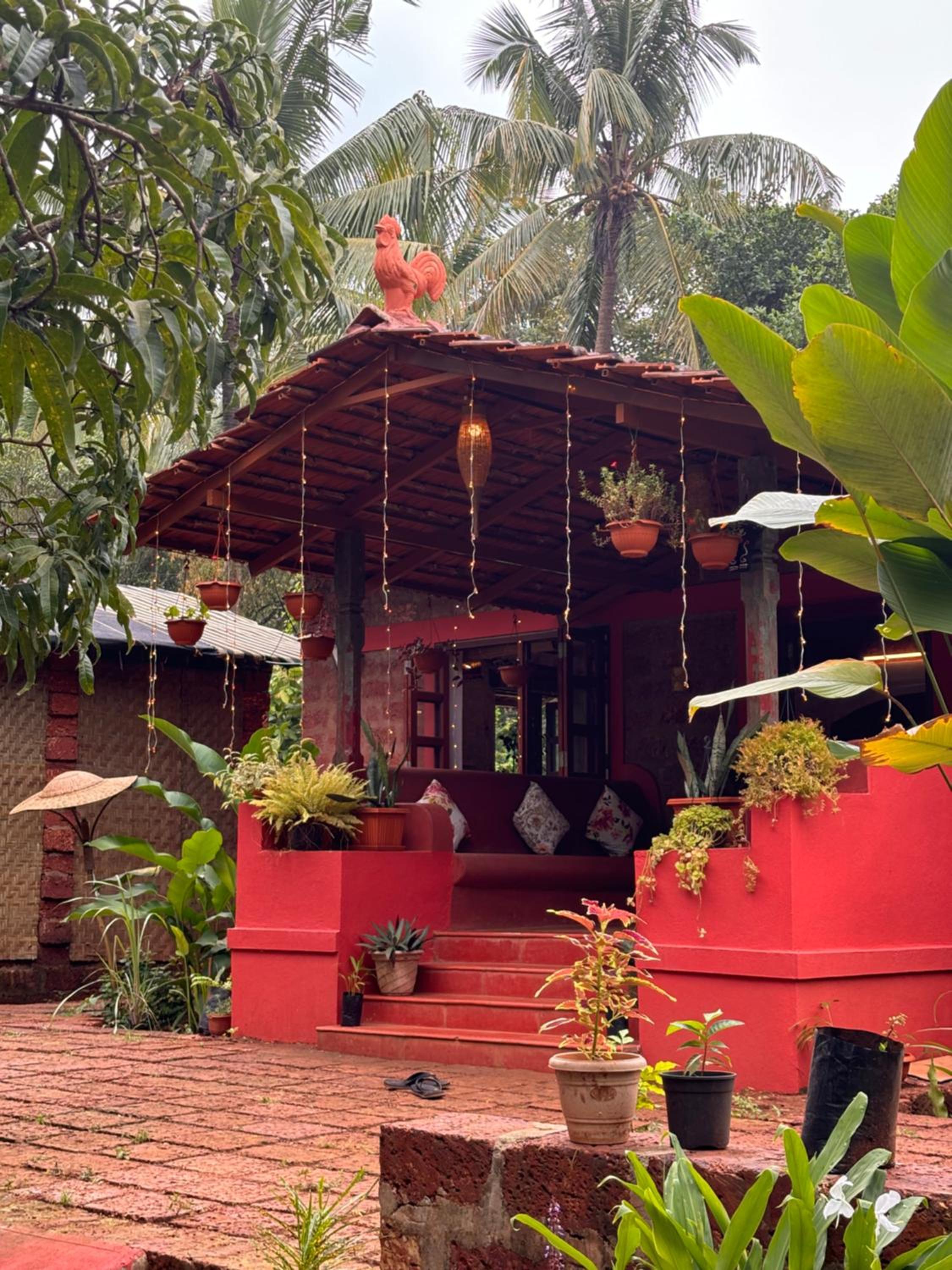 Surangi Homestays