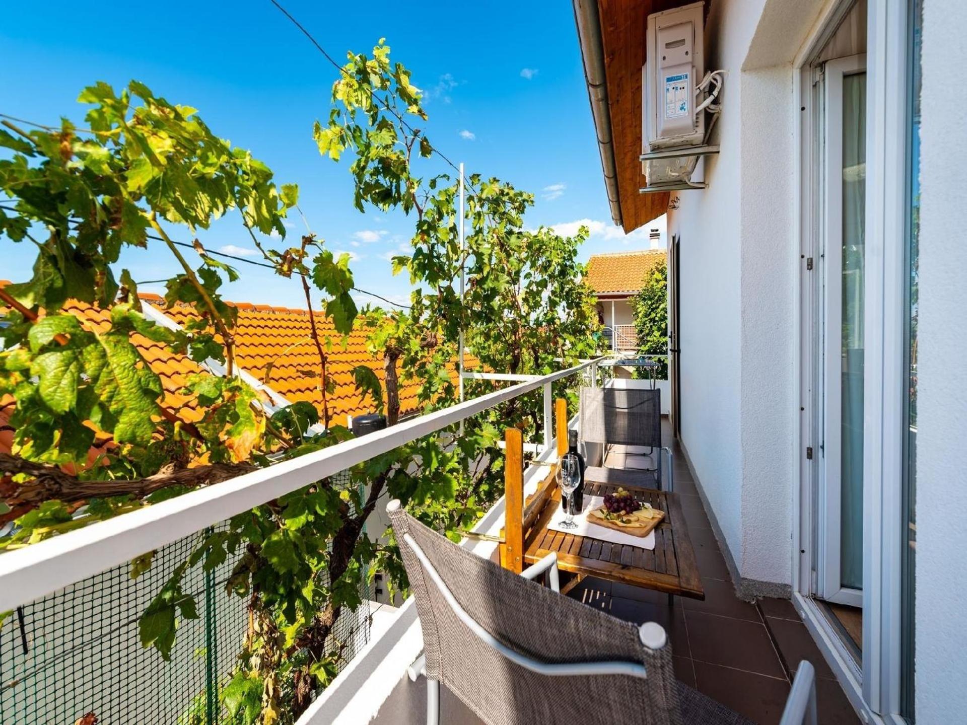 Ferienwohnung für 5 Personen ca 75 qm in Maslenica, Dalmatien Norddalmatien view 4