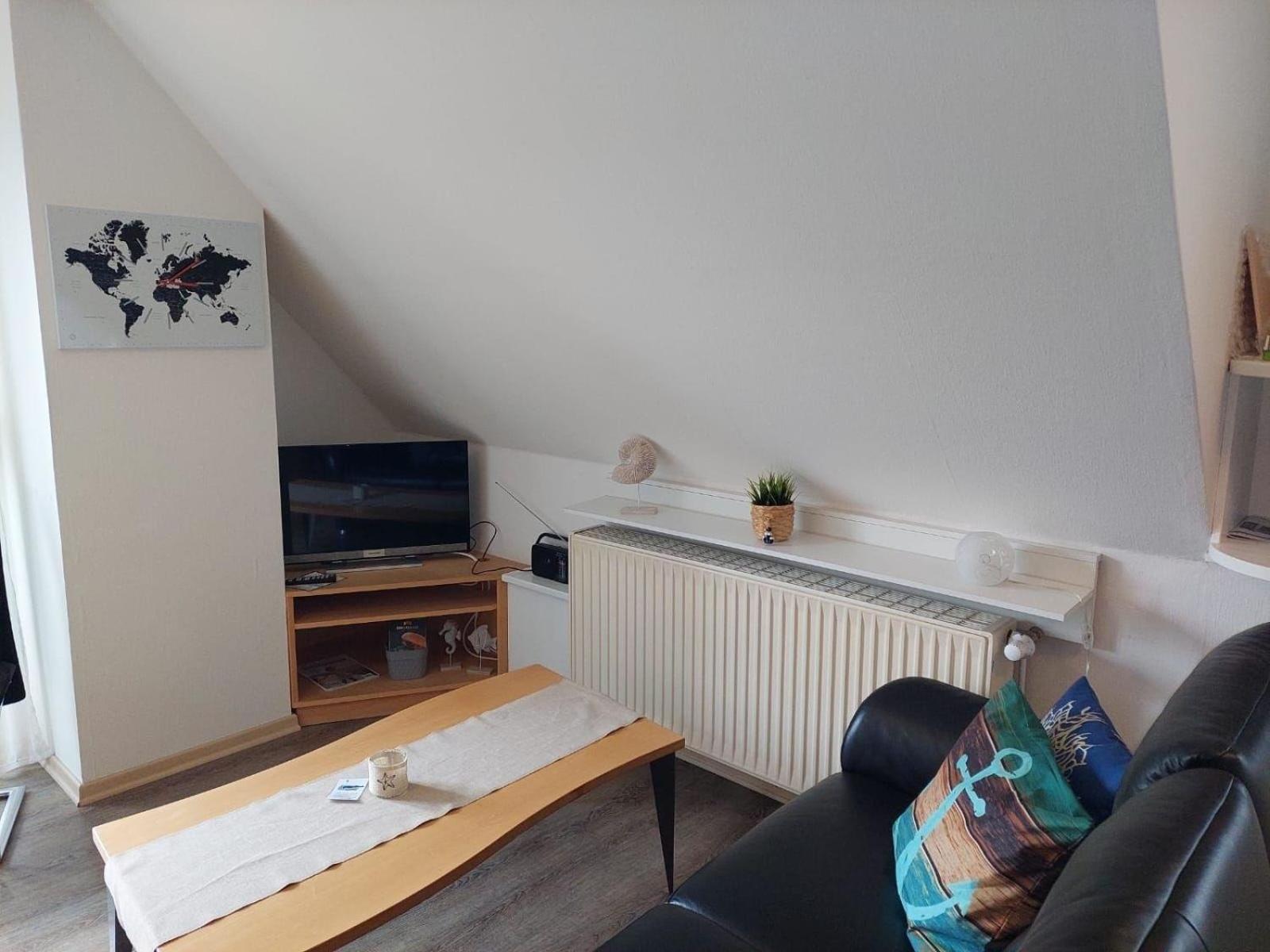 Ferienwohnung Kajüte In Fedderwardersiel