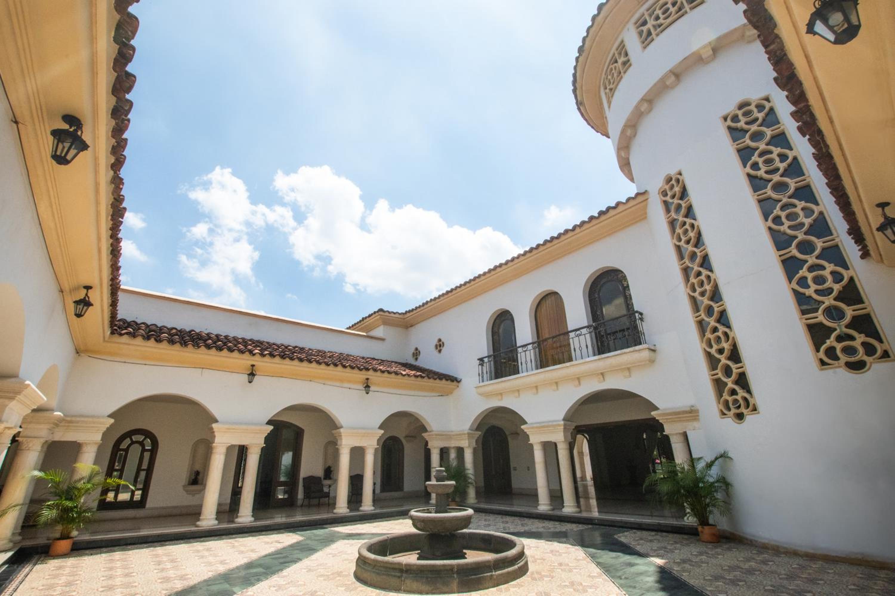 Hacienda Museo campestre en el corazón de Cali