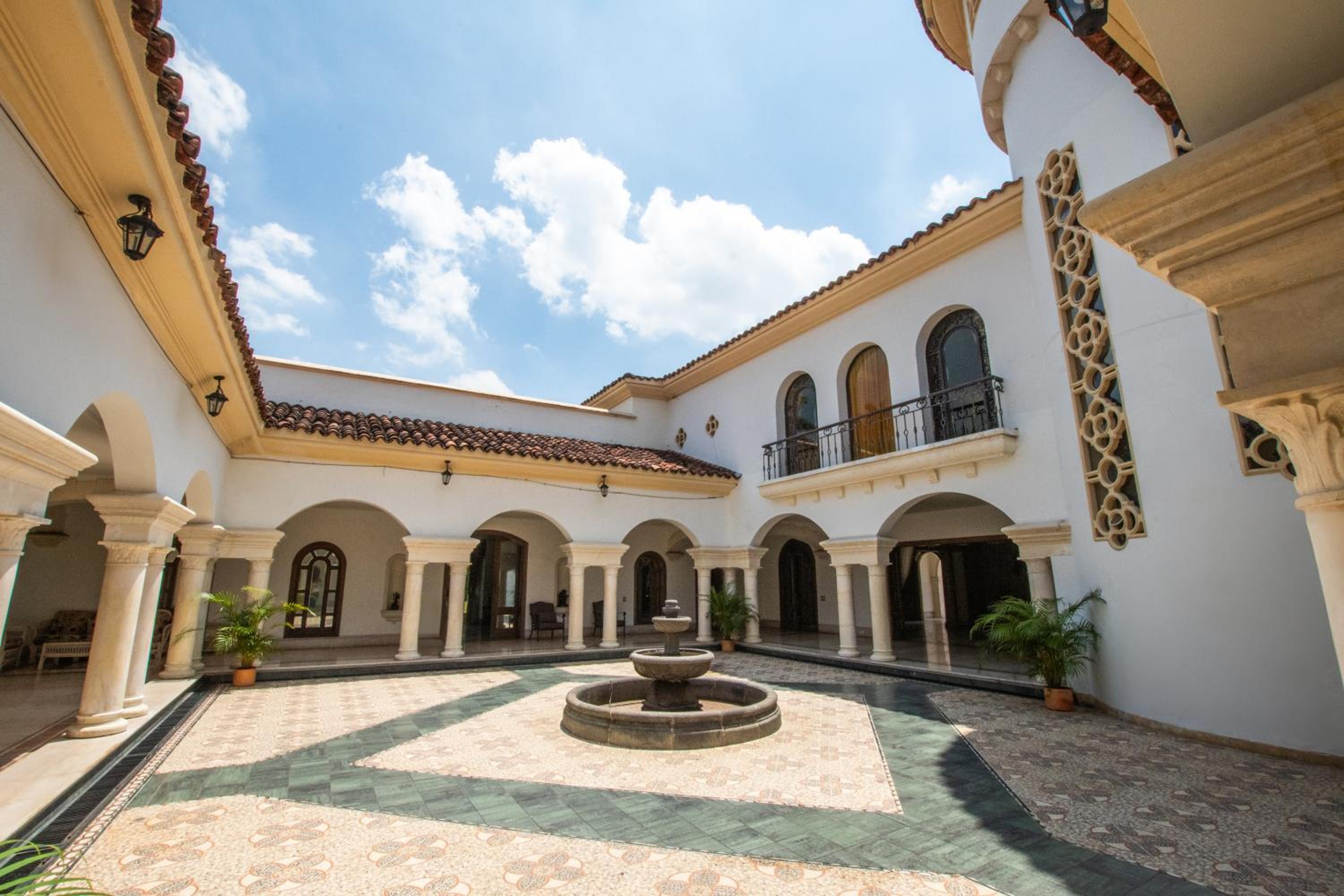 Hacienda Museo campestre en el corazón de Cali