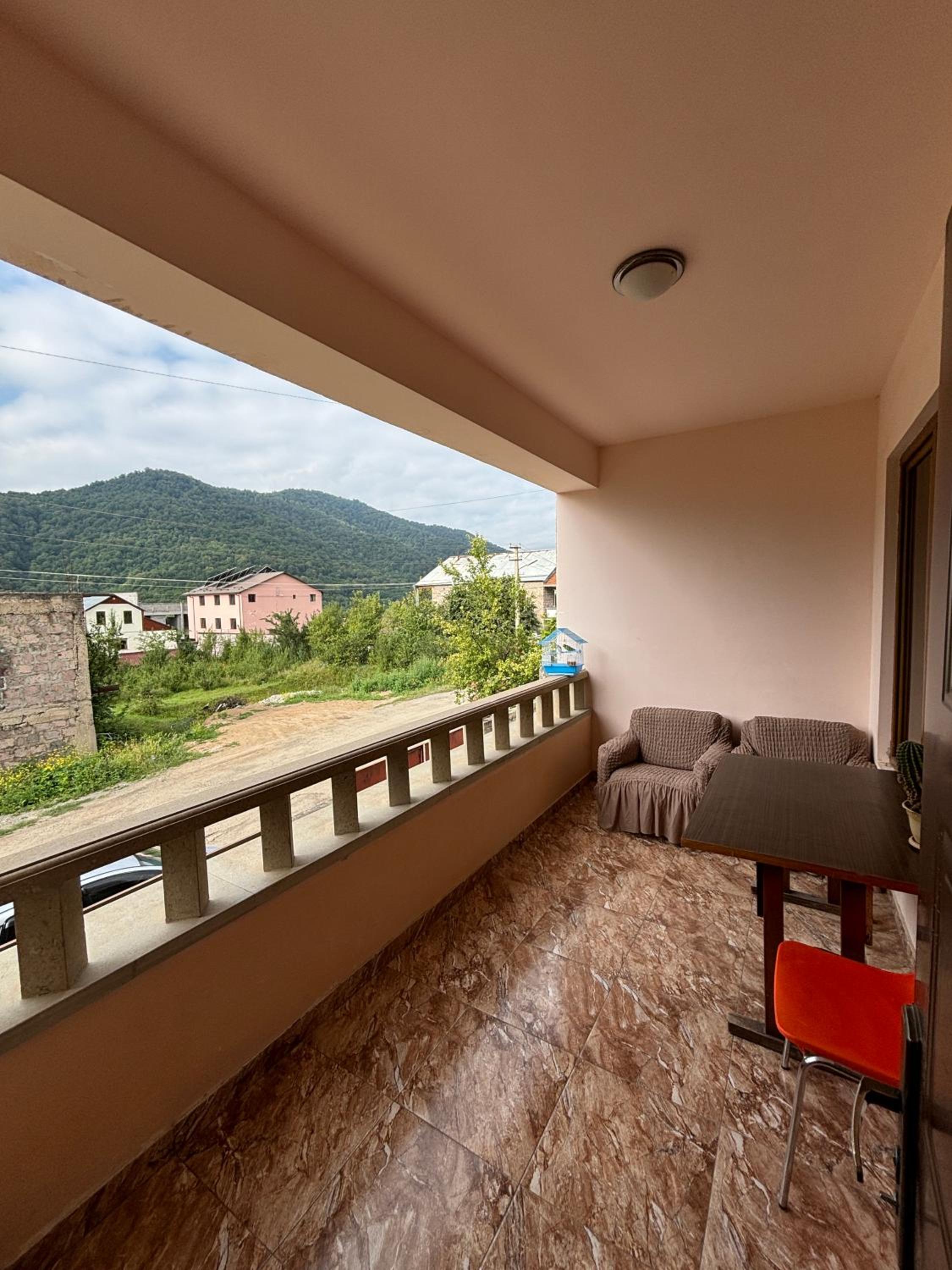 Nais House in DILIJAN