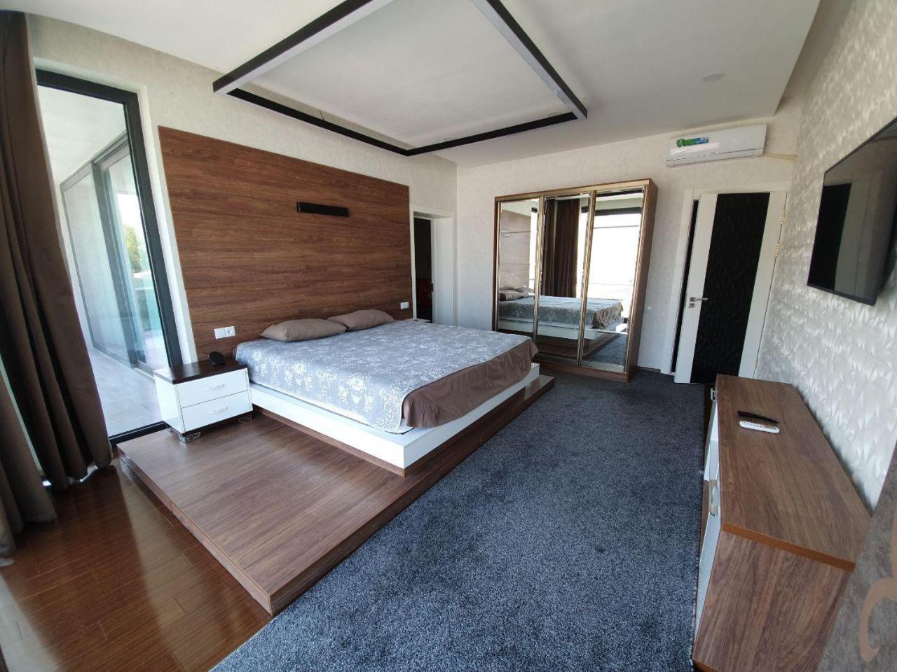 Villa 7