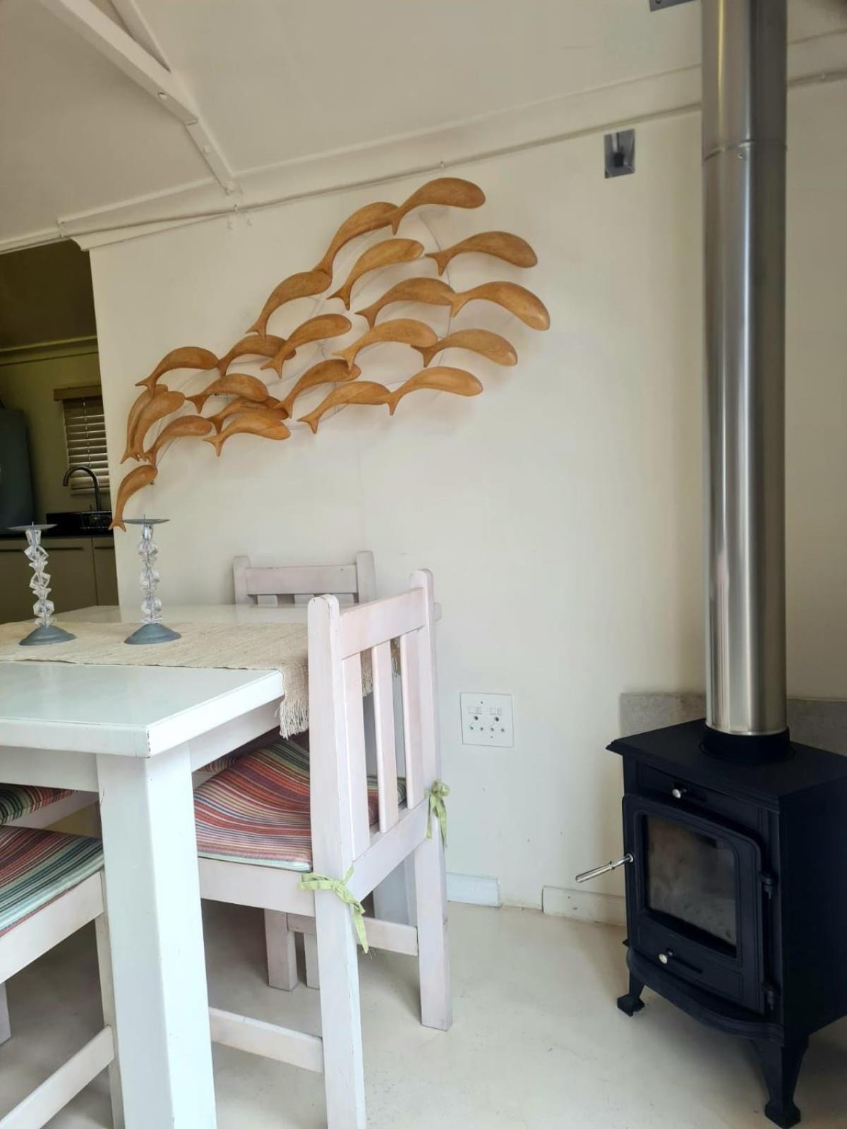 Point Village Accommodation - Dizzy Dazy view 5