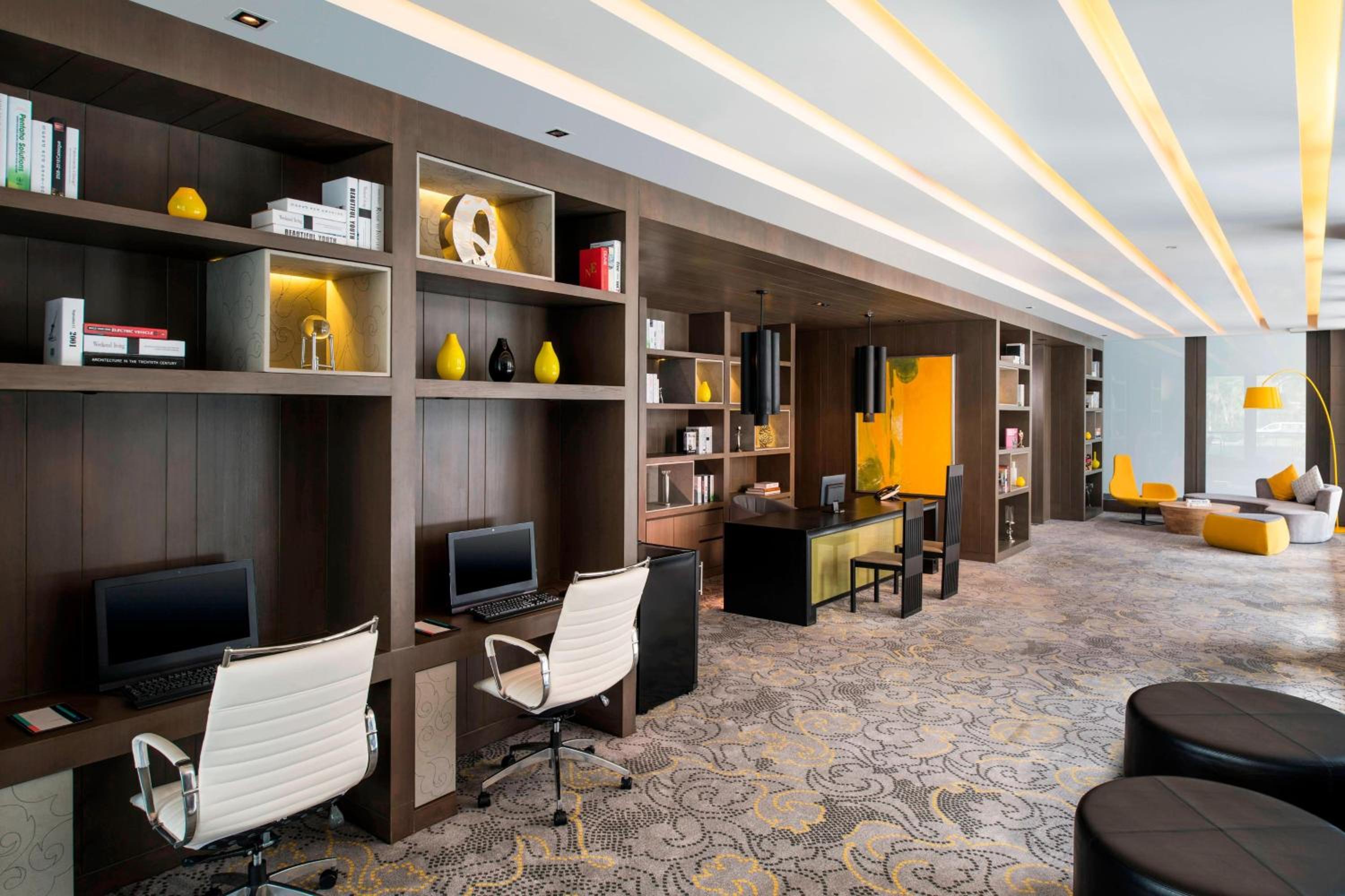 Hilton Bangkok Suvarnabhumi Golf Resort & Spa