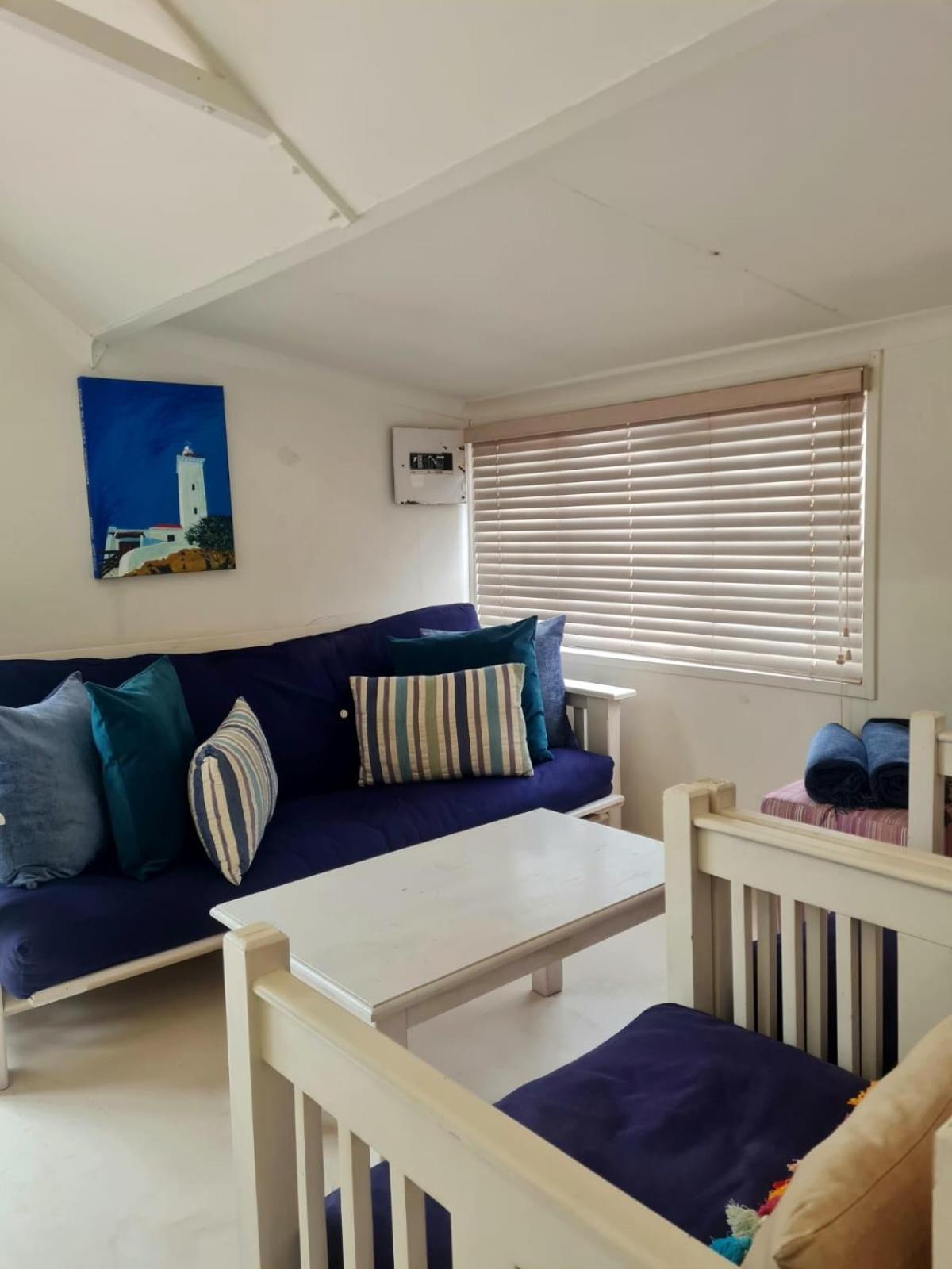 Point Village Accommodation - Dizzy Dazy view 3