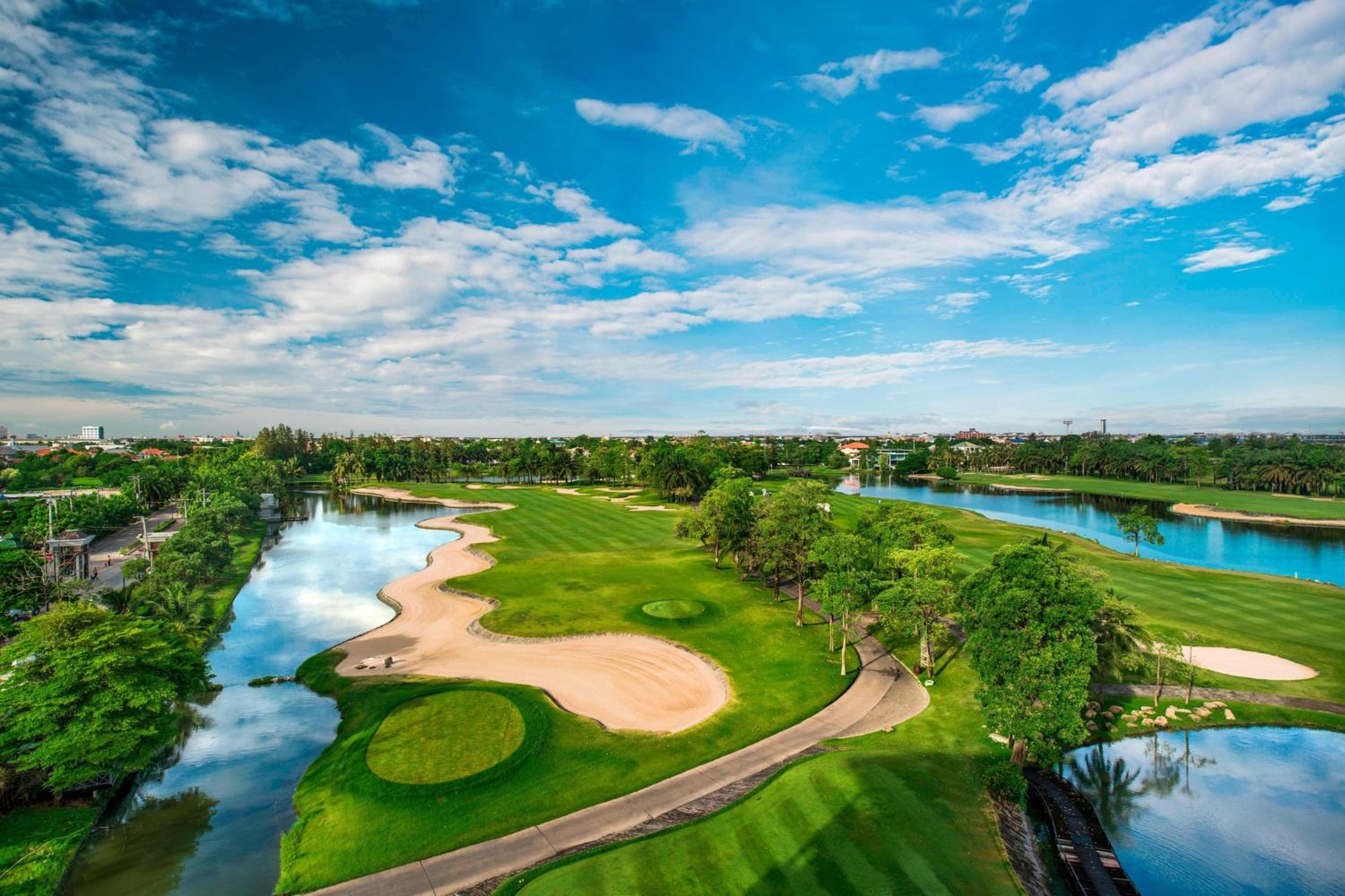 Hilton Bangkok Suvarnabhumi Golf Resort & Spa