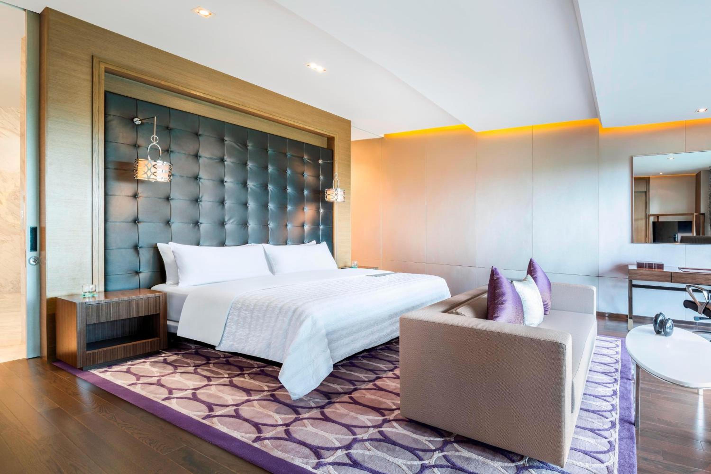 Hilton Bangkok Suvarnabhumi Golf Resort & Spa