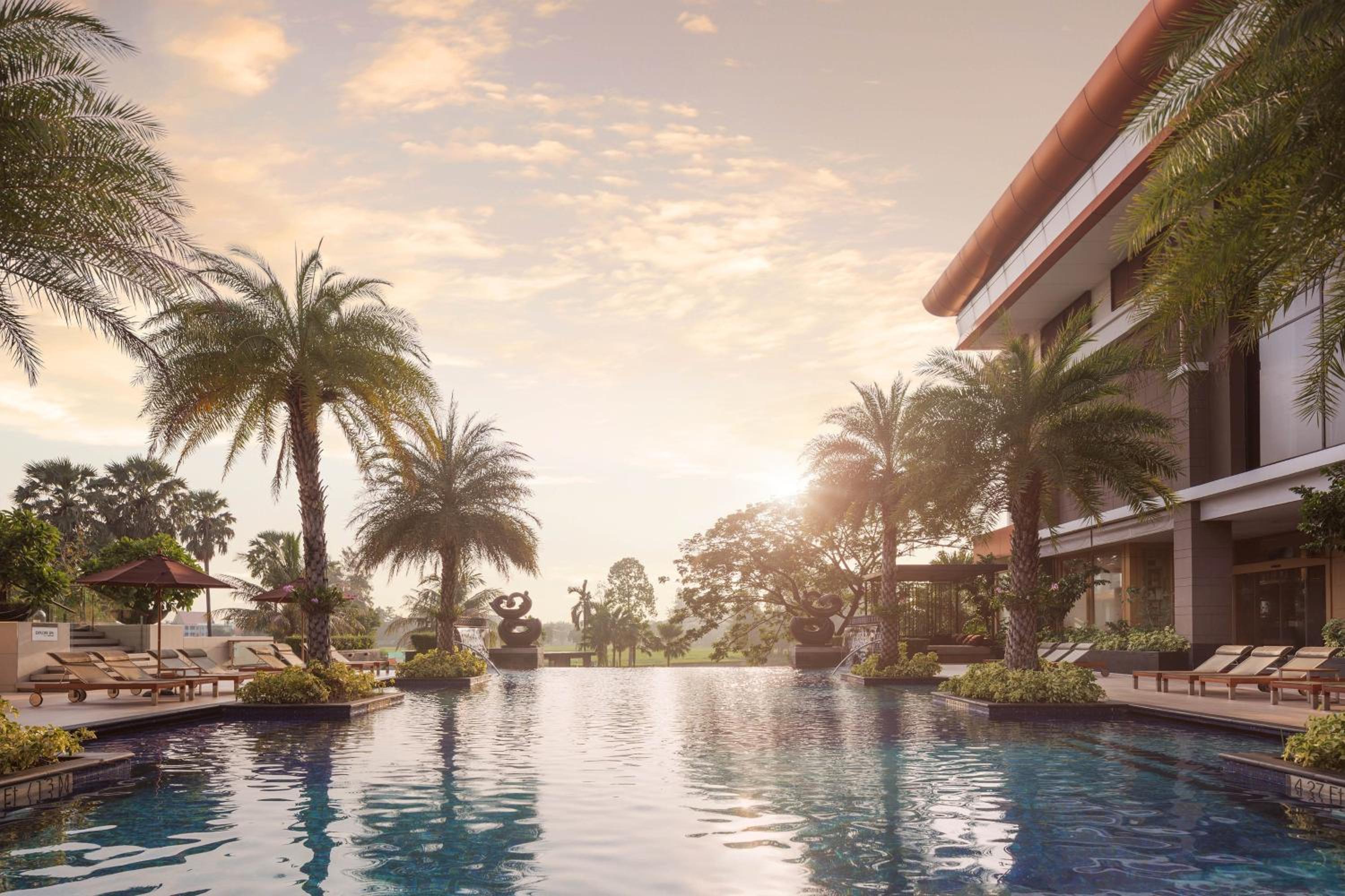 Hilton Bangkok Suvarnabhumi Golf Resort & Spa