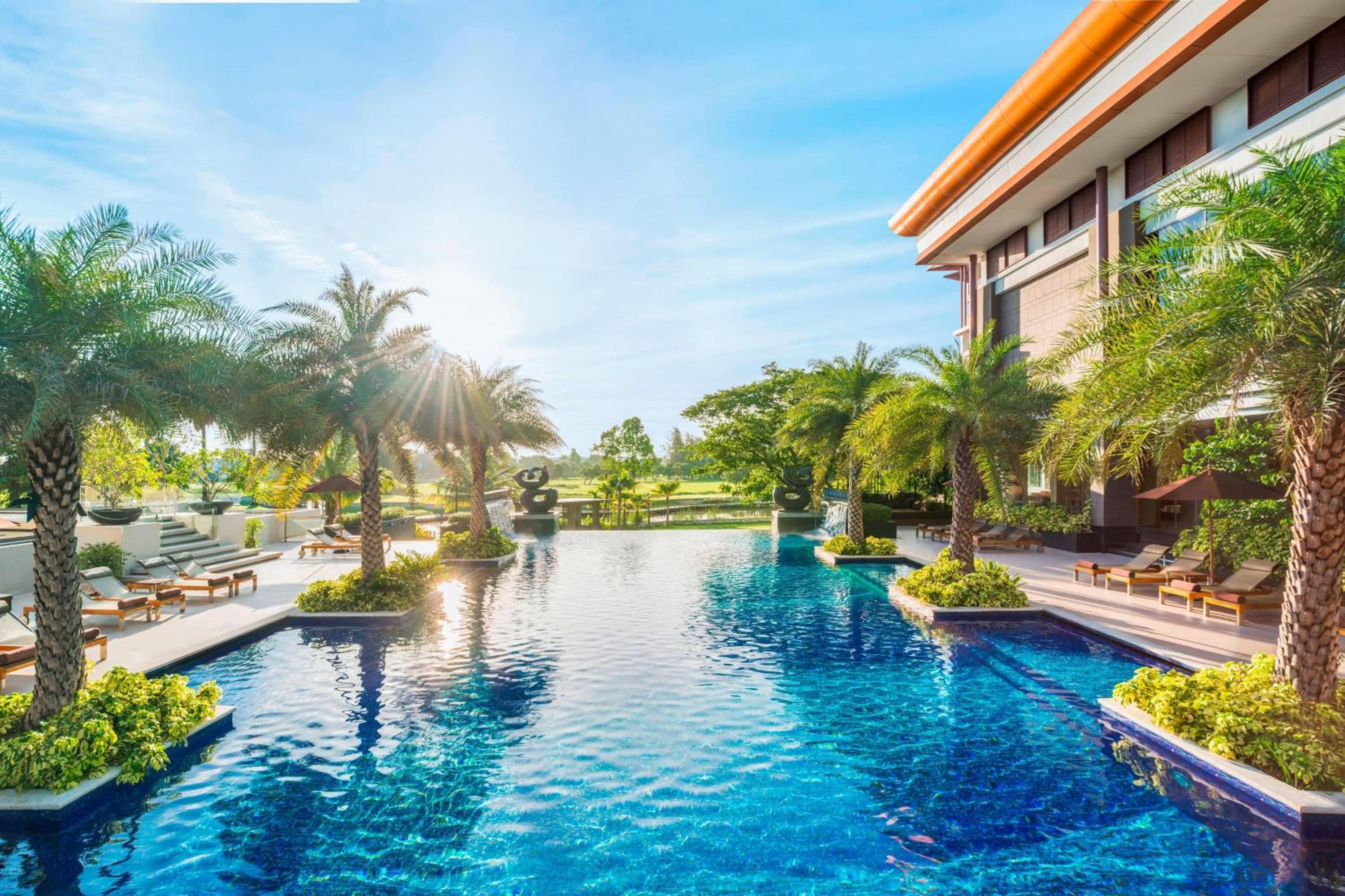 Hilton Bangkok Suvarnabhumi Golf Resort & Spa