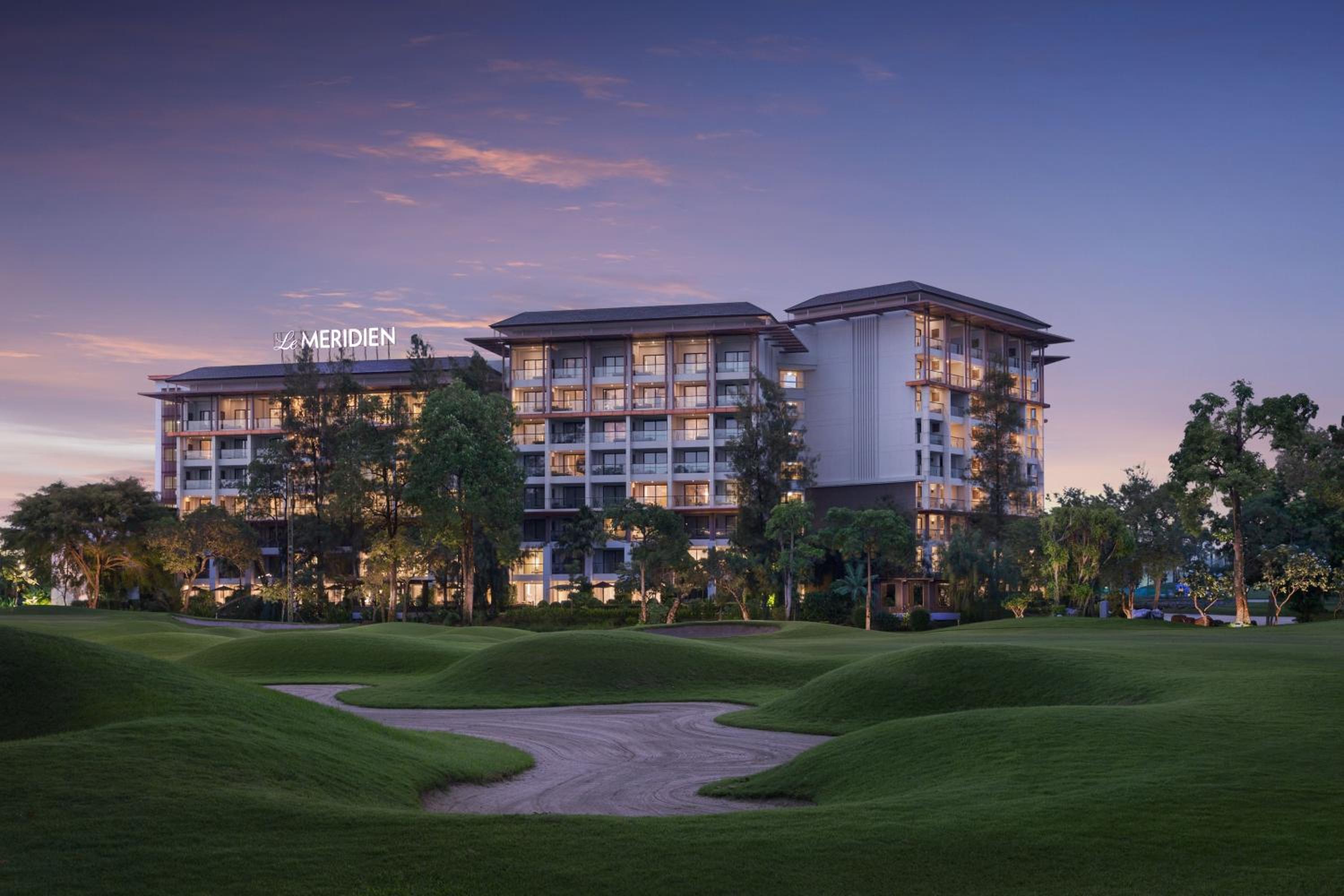 Hilton Bangkok Suvarnabhumi Golf Resort & Spa