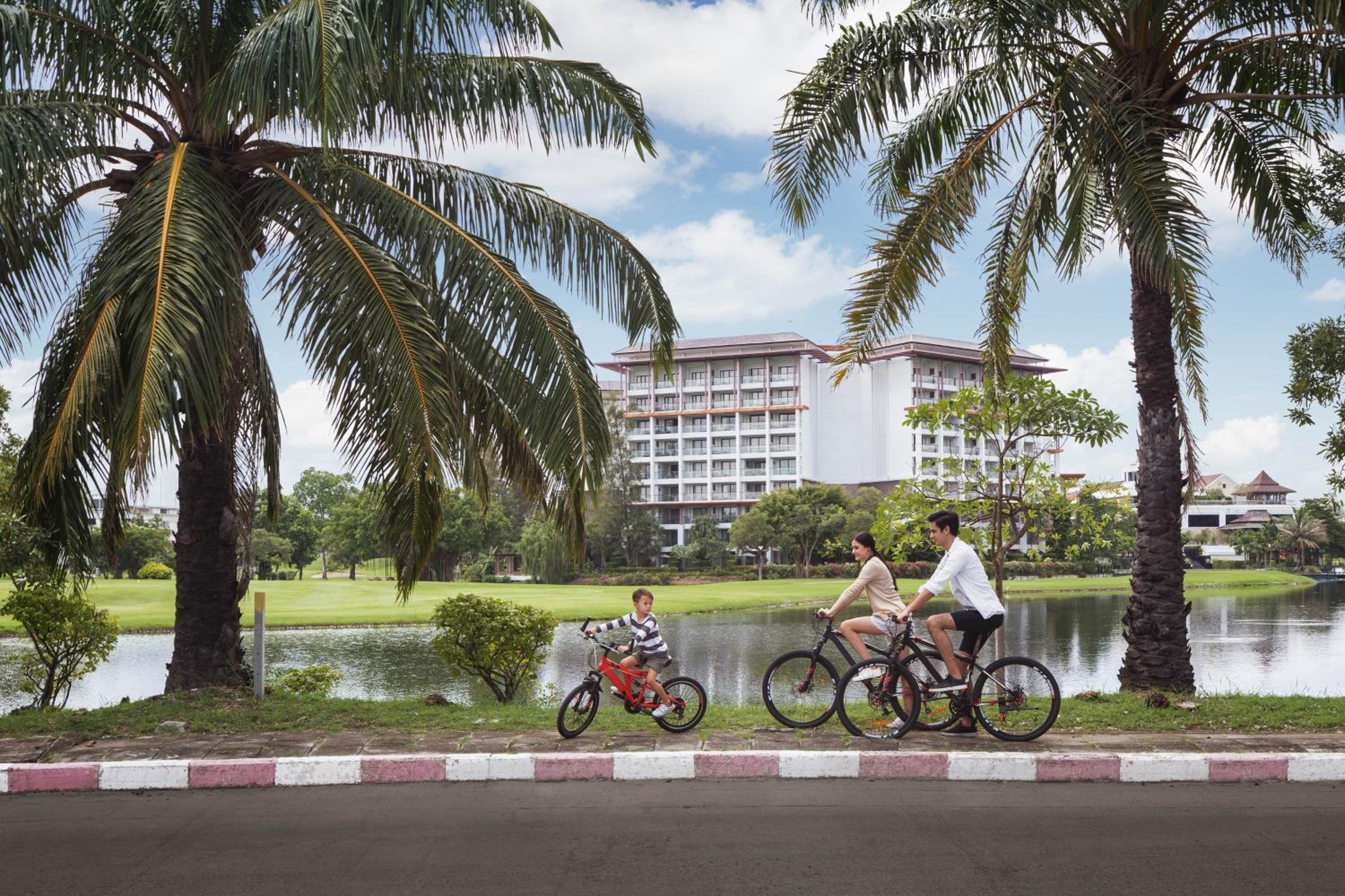 Hilton Bangkok Suvarnabhumi Golf Resort & Spa