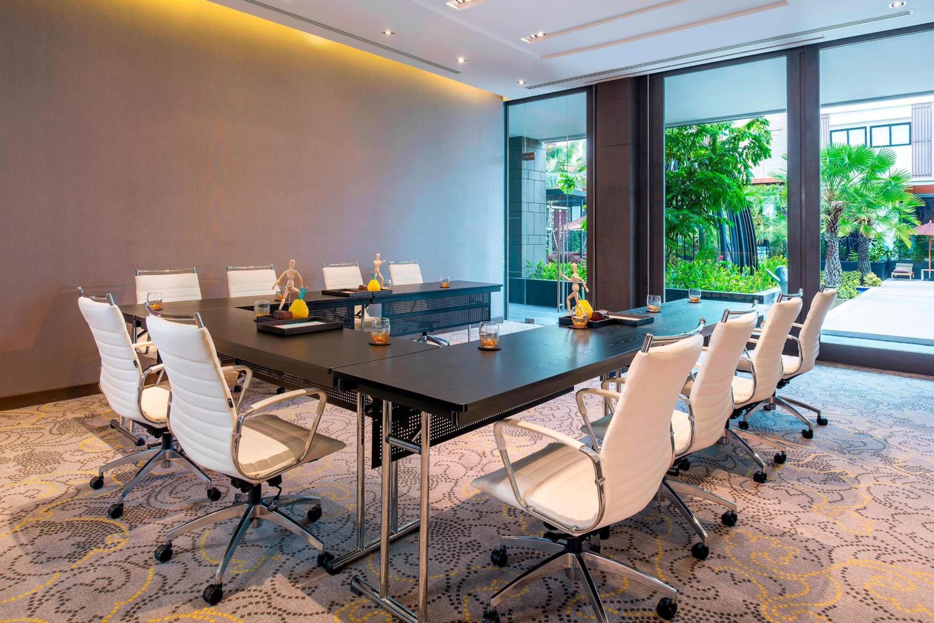 Hilton Bangkok Suvarnabhumi Golf Resort & Spa