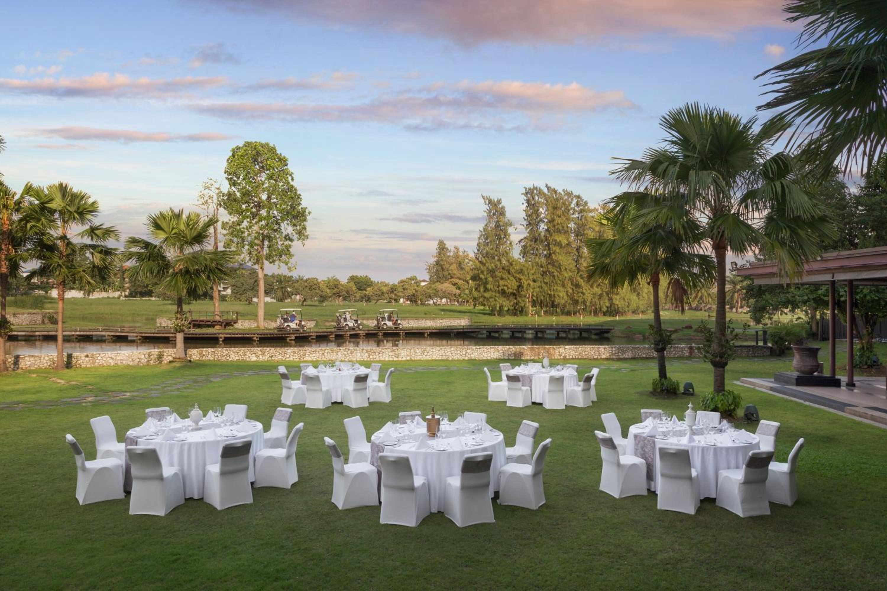 Hilton Bangkok Suvarnabhumi Golf Resort & Spa